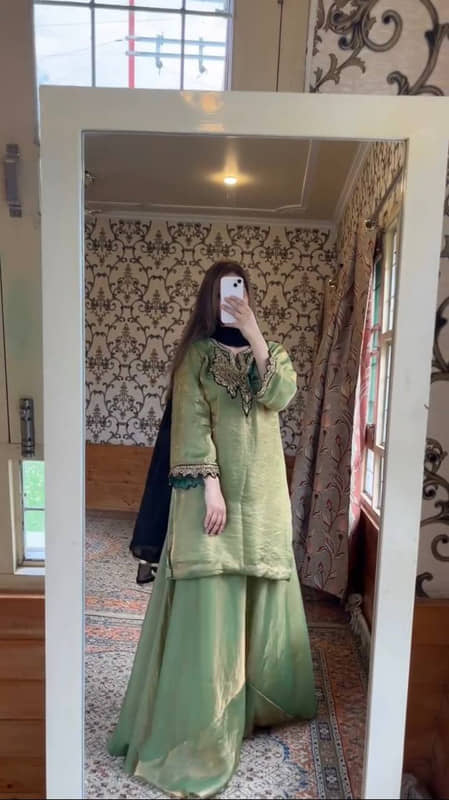 VYOM EMPORIO Women Silk Embroidered A-line Kurti With Palazzo ( Green )