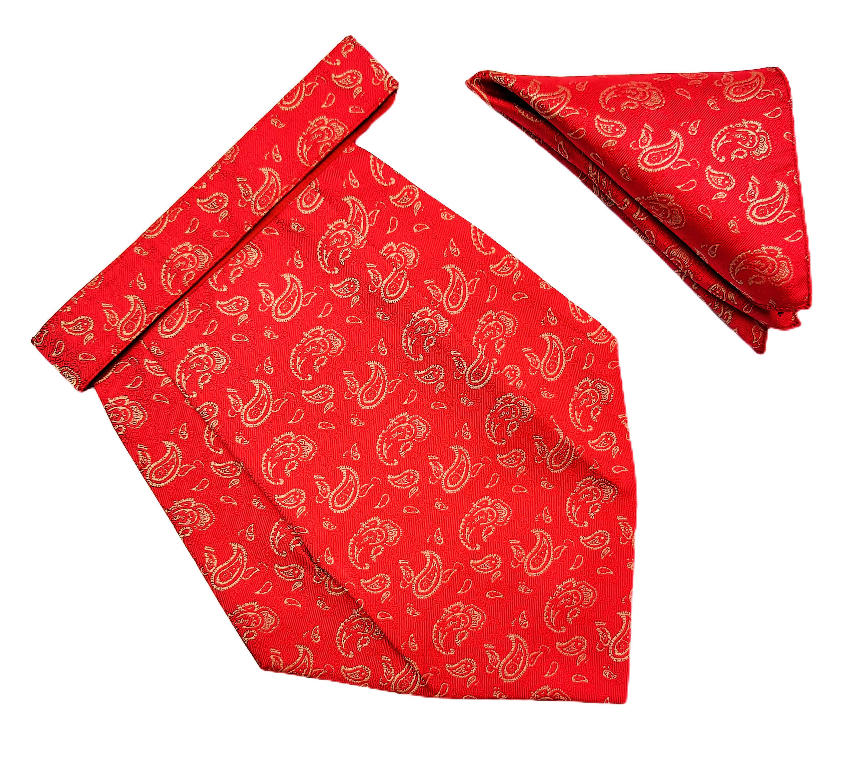 Voici Red Paisley Micro Fiber Combo     			Voici Red Paisley Micro Fiber Combo