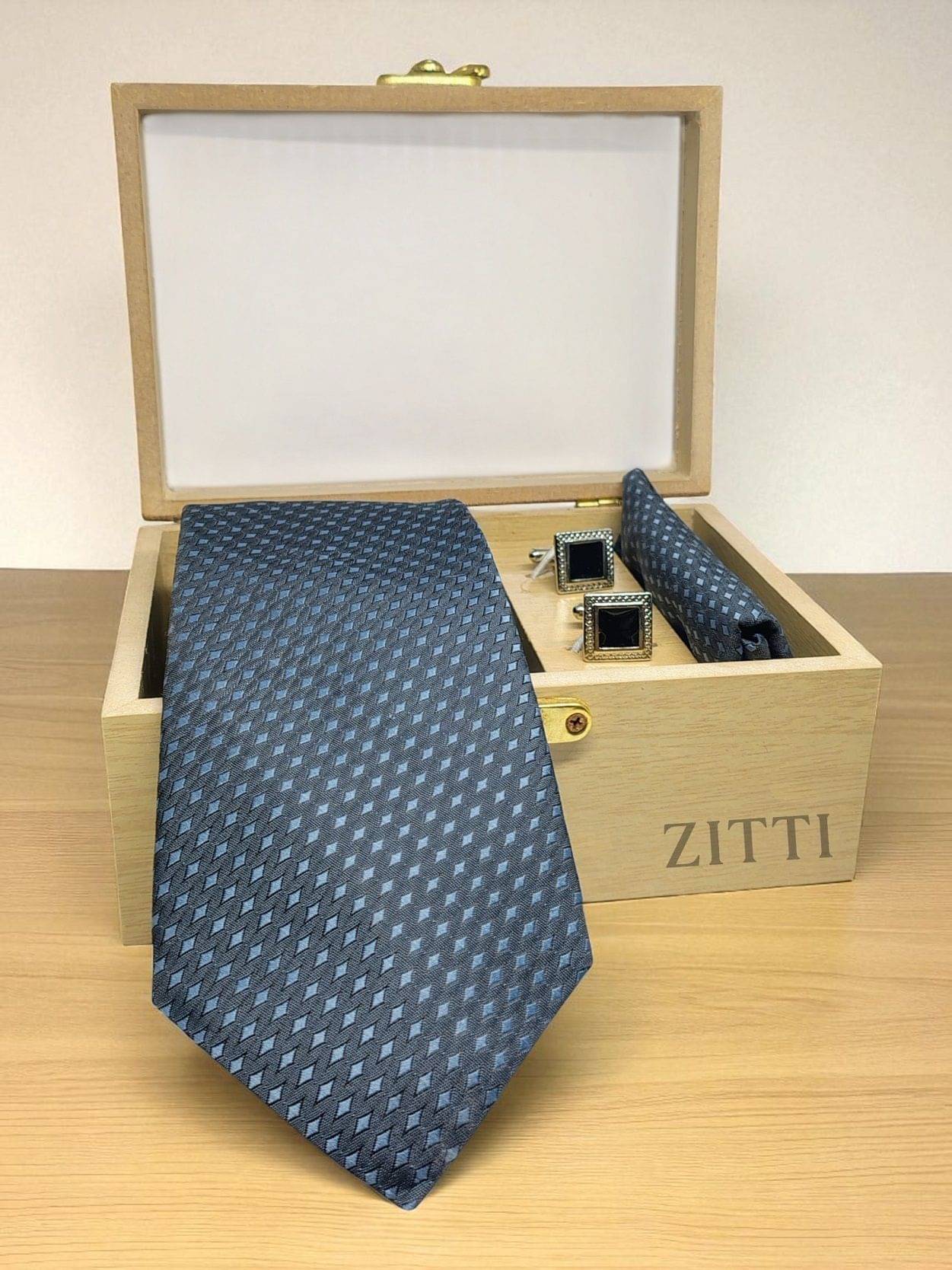 ZITTI Gray Abstract Silk Combo ZITTI Gray Abstract Silk Combo