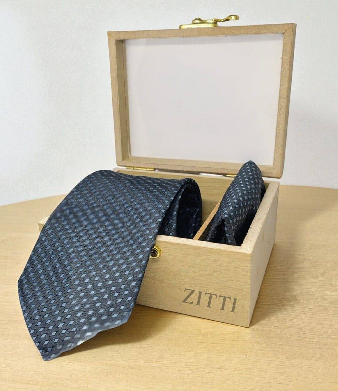    			ZITTI Gray Abstract Silk Combo