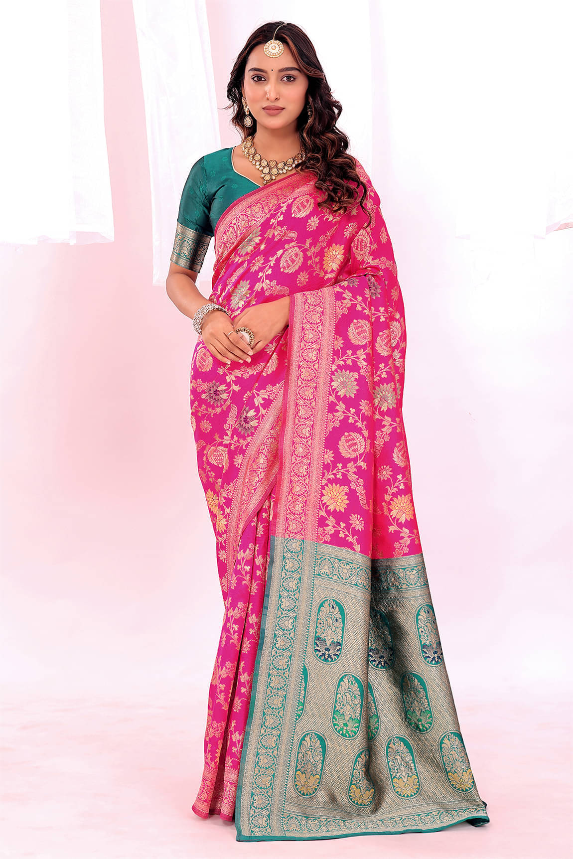     			varutex Art Silk Woven Regular Saree With Unstitched Blouse Piece ( Pink )