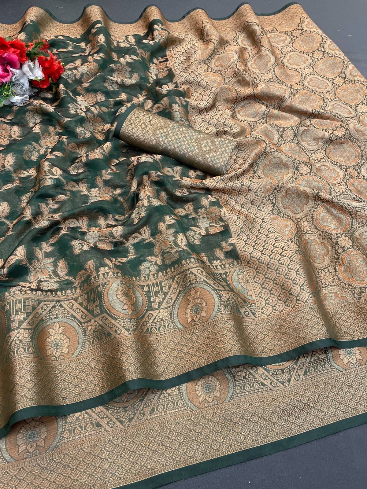     			INDIAN SILKS Organza Printed Regular Saree With Unstitched Blouse Piece ( Green )