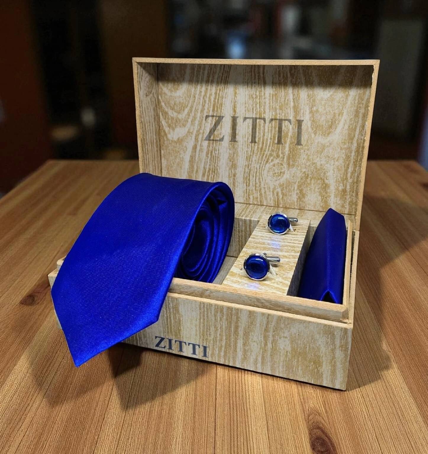    			ZITTI Blue Polka Dots Silk Combo