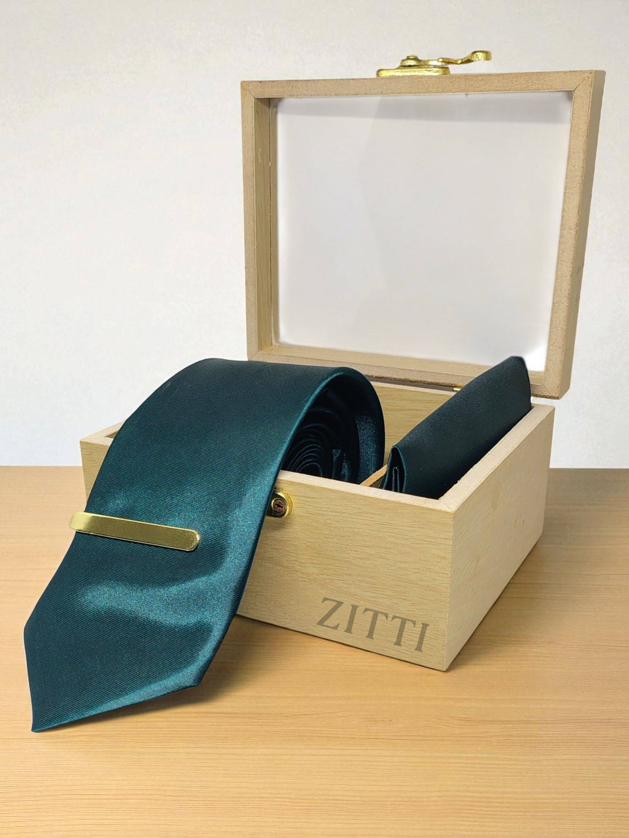     			ZITTI Green Plain Silk Combo