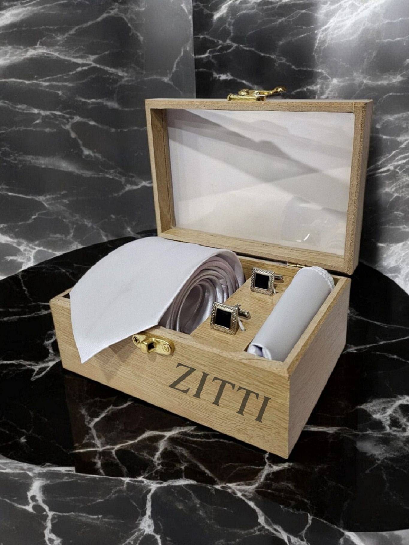     			ZITTI White Plain Silk Combo