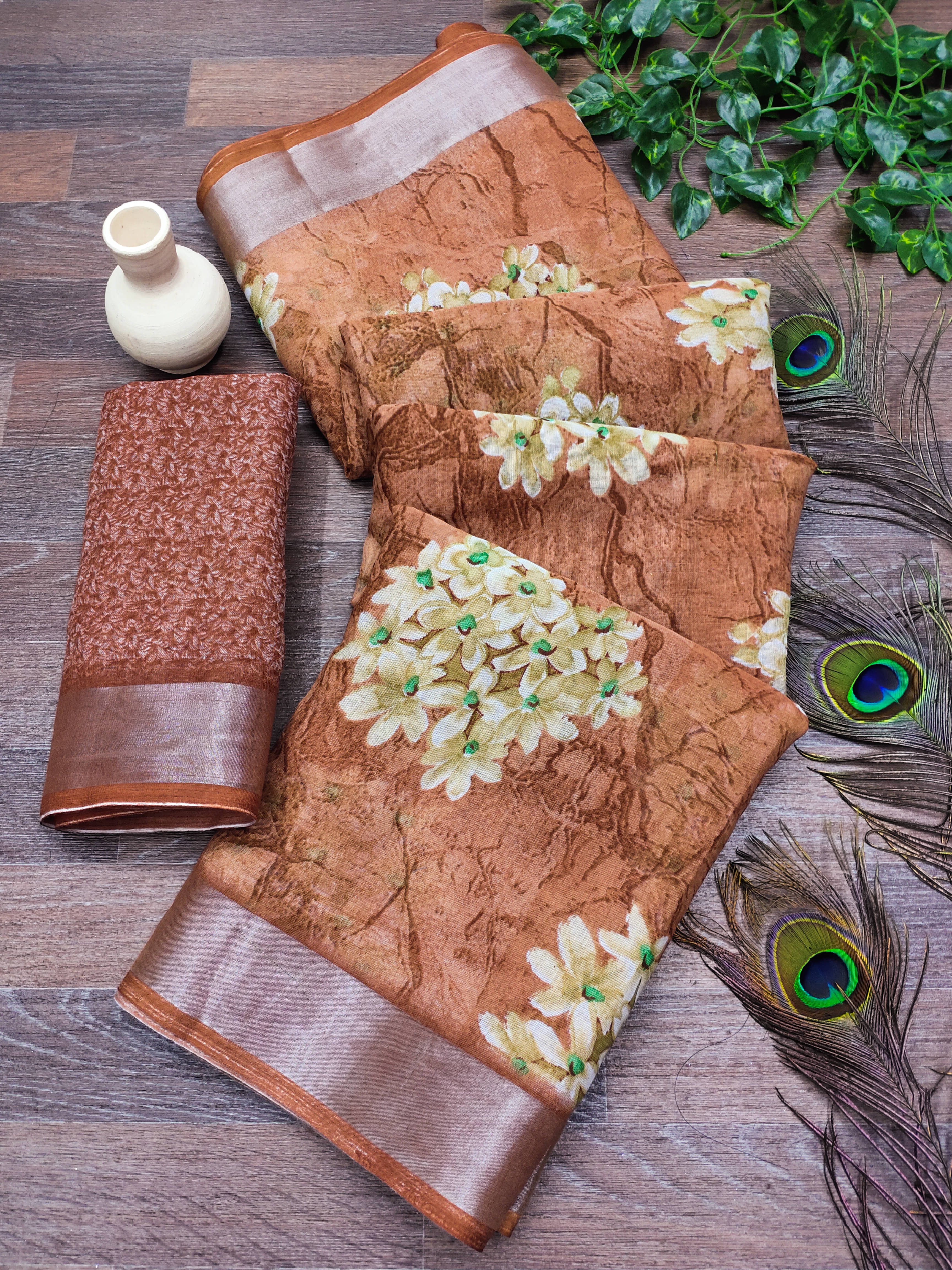 ANAND SAREES Linen Printed Ilkal Saree With Unstitched Blouse Piece ( BROWN ) ANAND SAREES Linen Printed Ilkal Saree With Unstitched Blouse Piece ( BROWN )