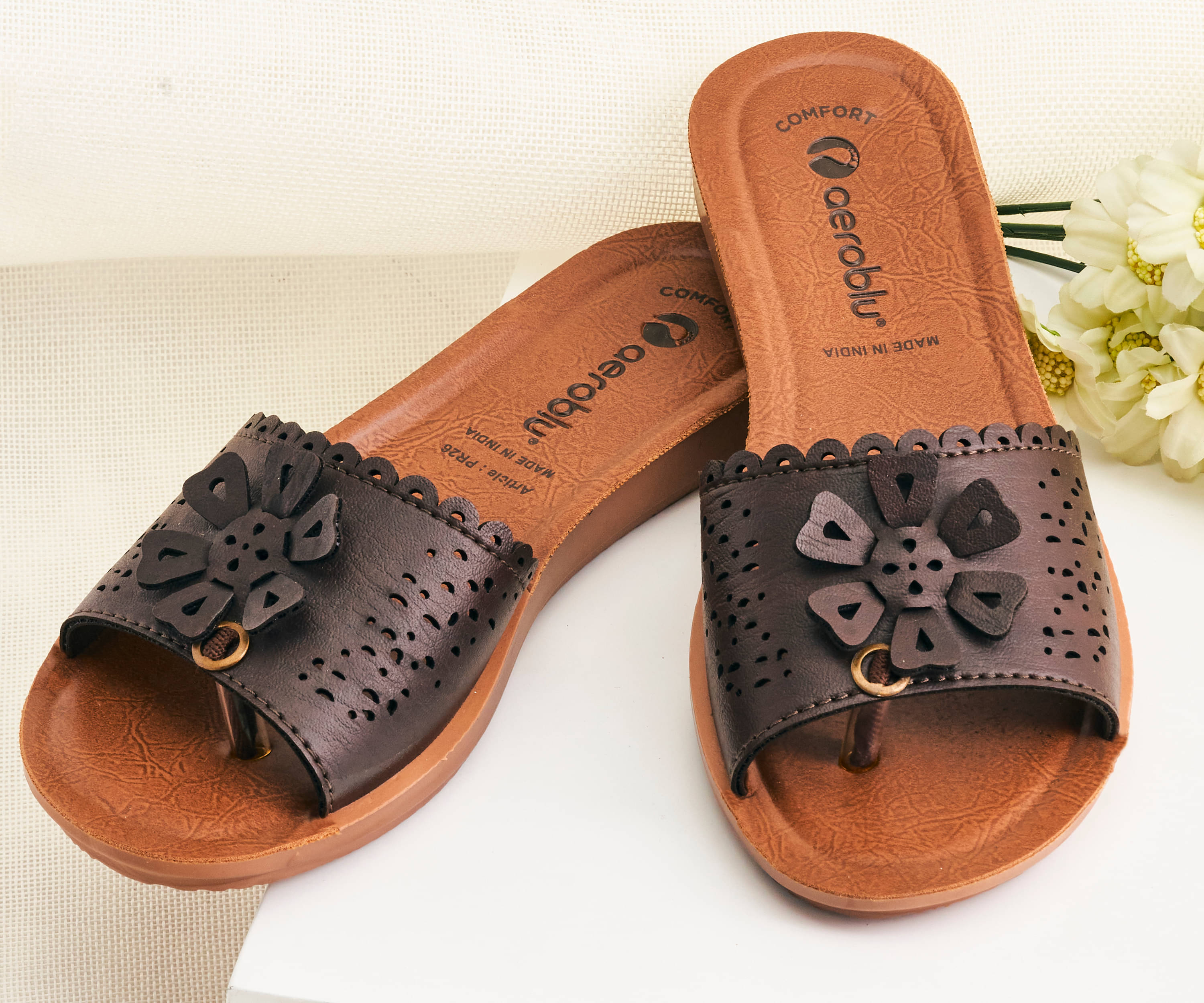    			Aeroblu Footwear Brown Women's Flats