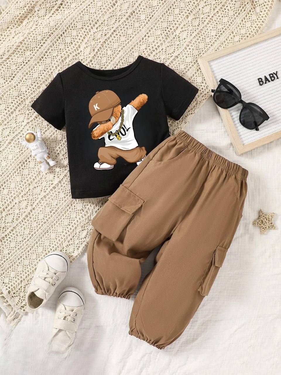     			FABOZA Pack of 1 Boys Cotton Blend T-Shirt & Pants Set ( Brown )