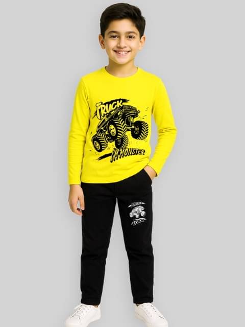     			Kuchipoo Pack of 1 Boys Cotton Blend T-Shirt & Pants Set ( Multicolor )