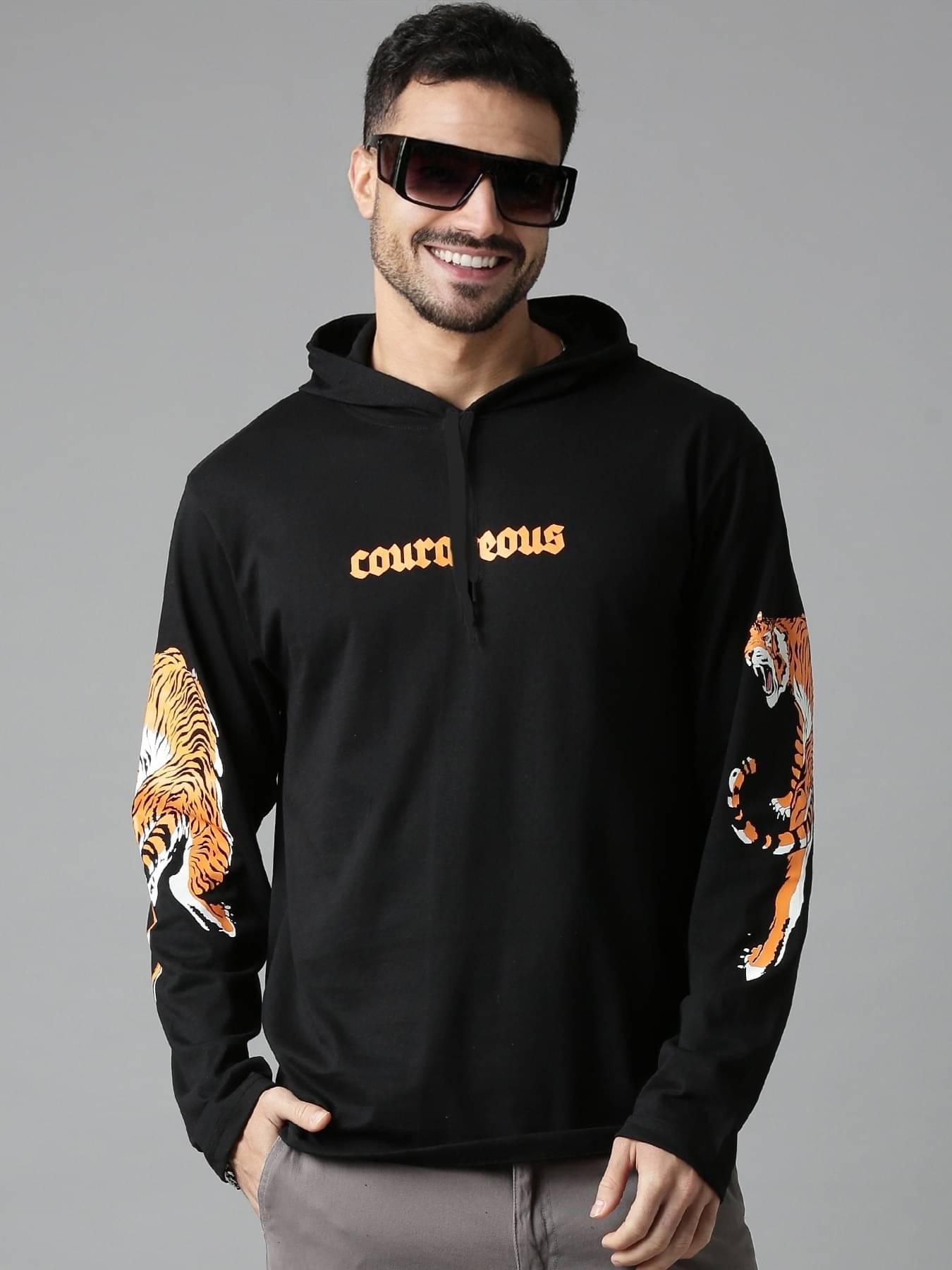 LEWEL Men Cotton Blend Regular Fit Printed T-Shirt ( Black ) LEWEL Men Cotton Blend Regular Fit Printed T-Shirt ( Black )