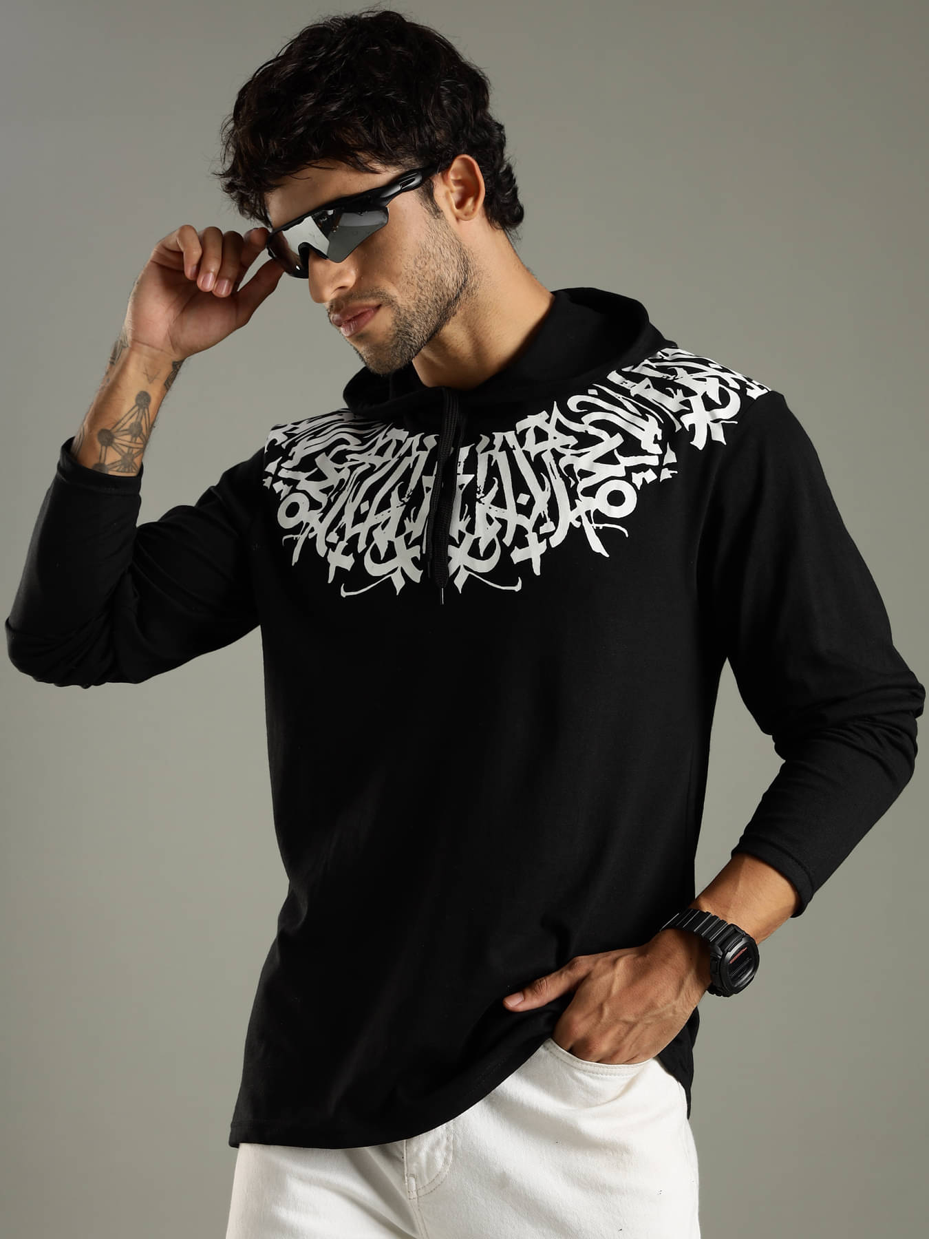     			LEWEL Men Cotton Blend Regular Fit Printed T-Shirt ( Black )