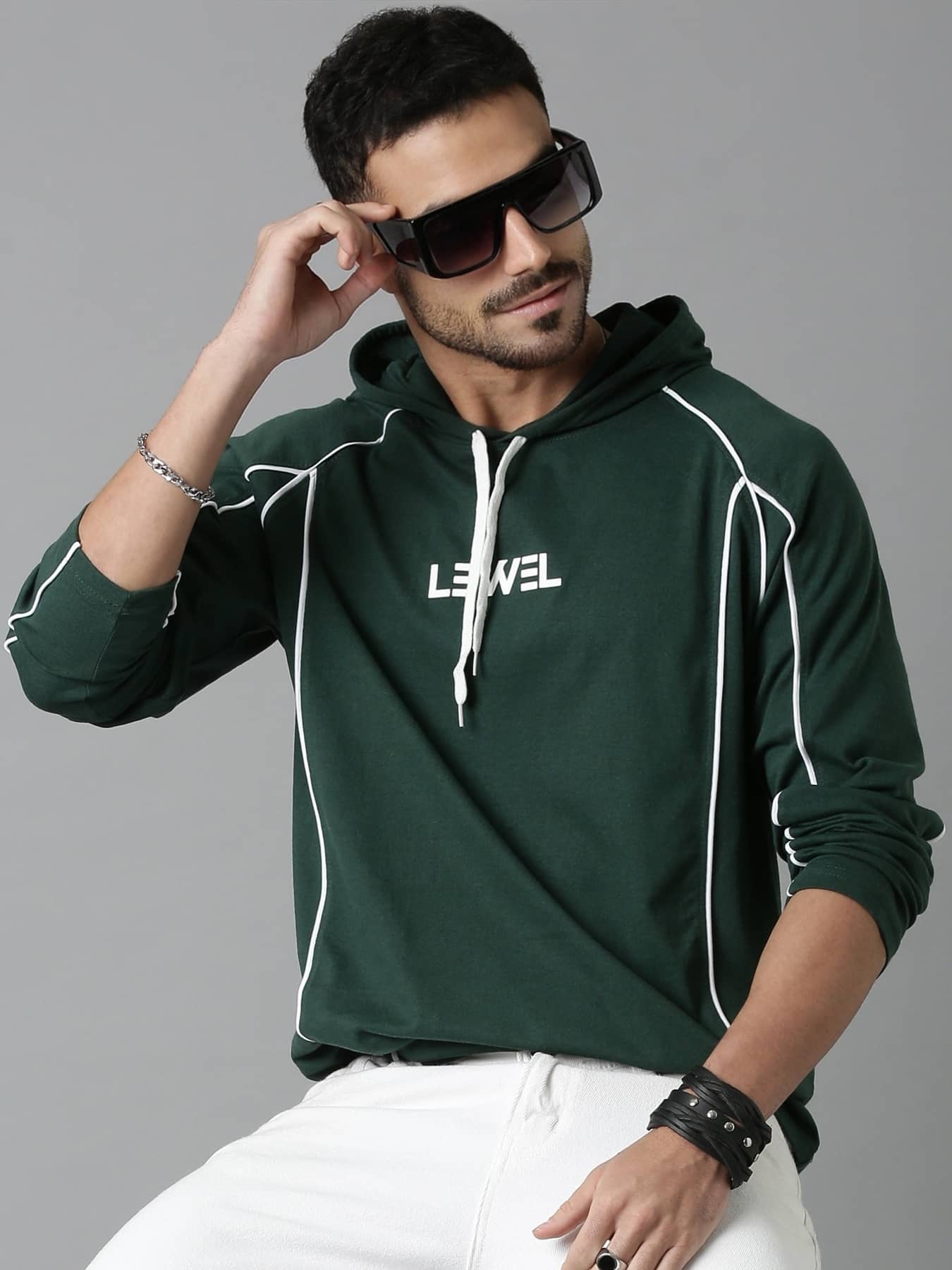 LEWEL Men Cotton Blend Regular Fit Colorblock T-Shirt ( Green )