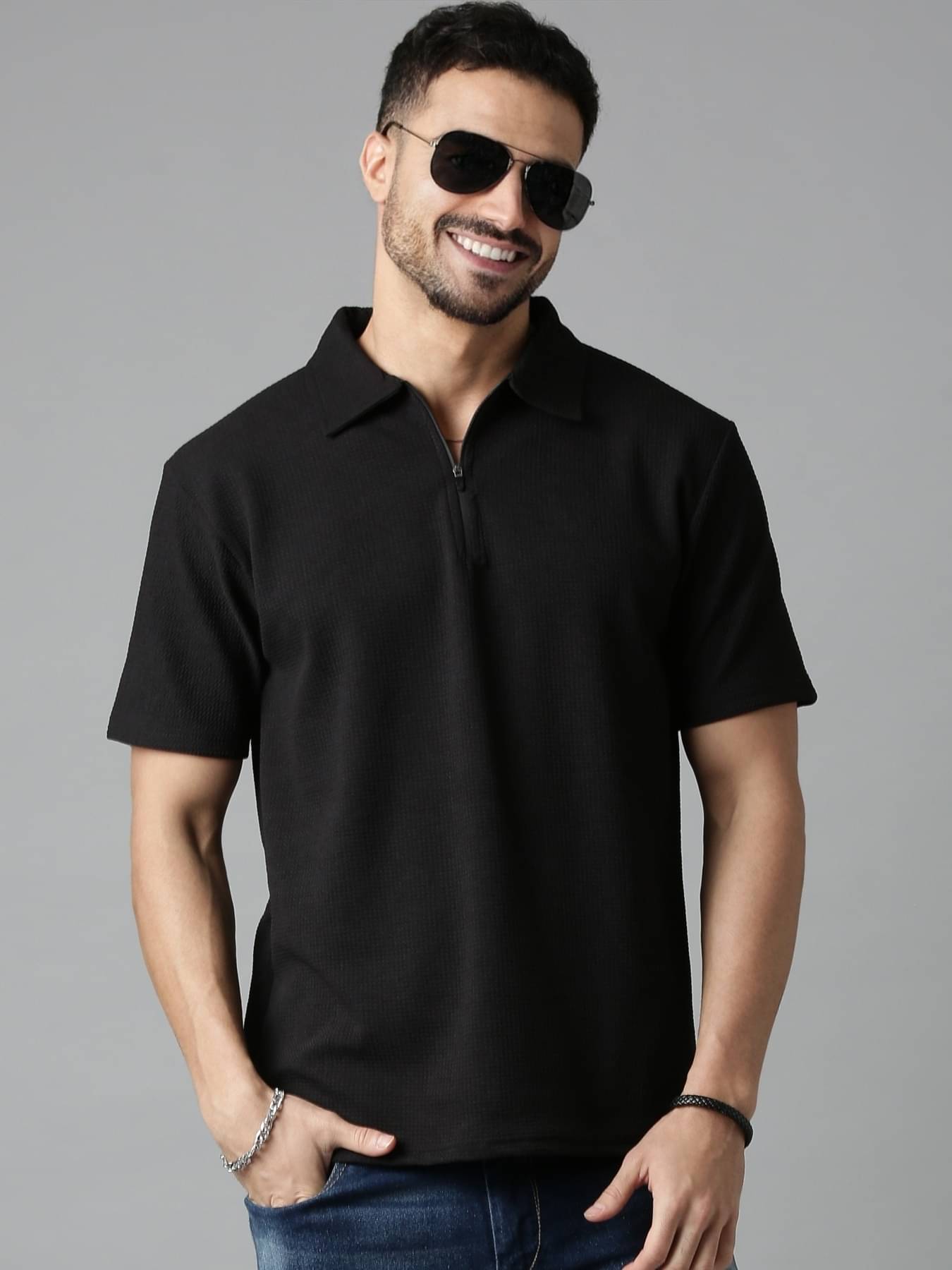     			LEWEL Men Polyester Regular Fit Popcorn Textured Polo T Shirt ( Black )