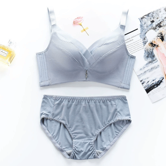     			O'Womaniyah Cotton Lycra Lightly Padded Bra & Panty Set ( Light Grey , Pack of 1 )