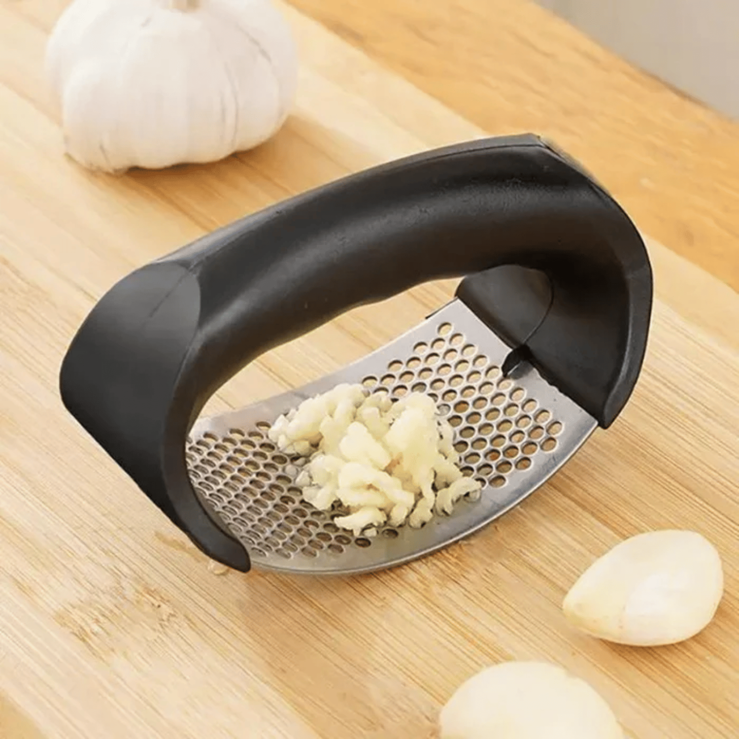 Revernest Garlic Press Steel Kitchen Press ( Pack of 1 ) Revernest Garlic Press Steel Kitchen Press ( Pack of 1 )