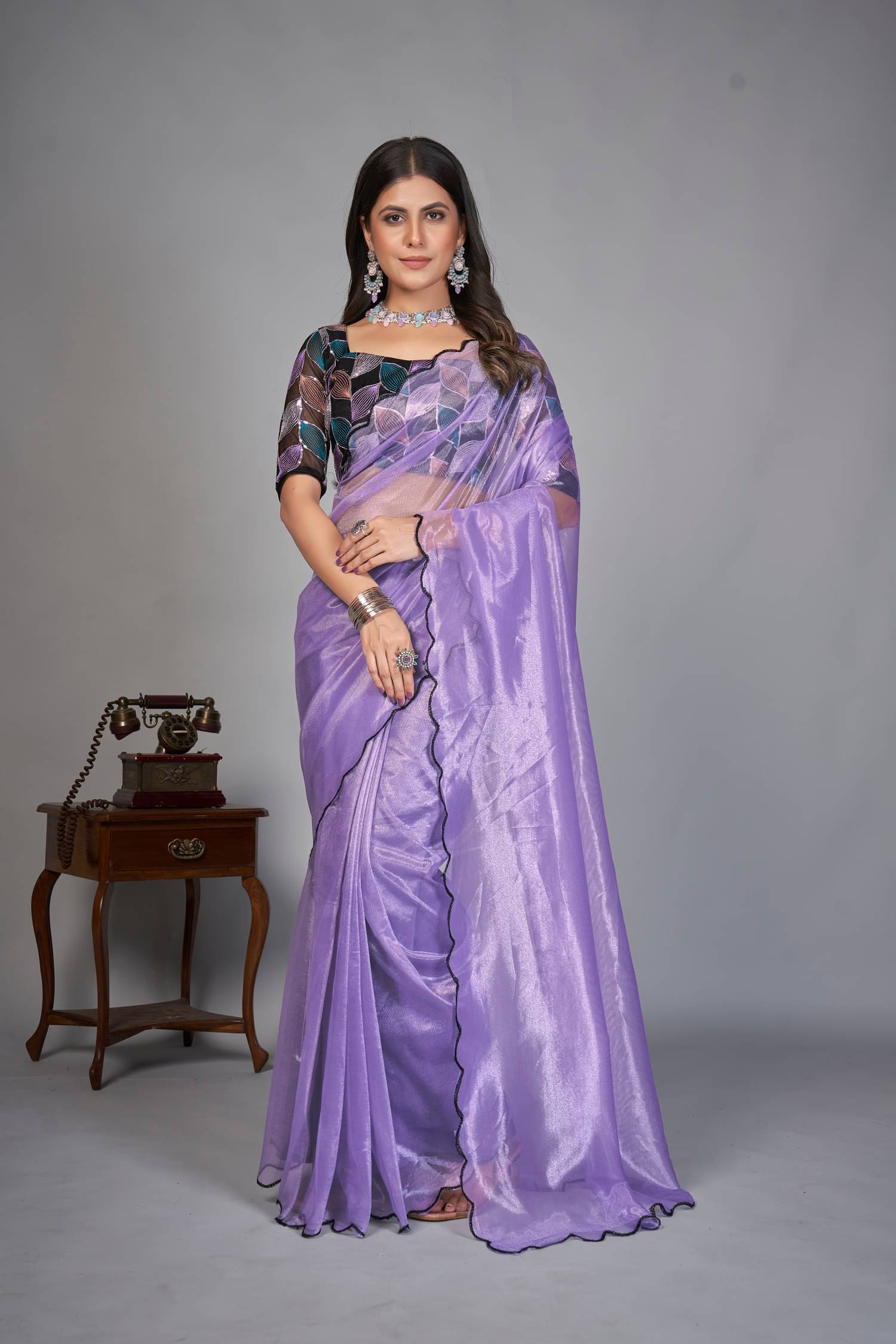 SATVASHIV Organza Solid Regular Saree With Unstitched Blouse Piece ( Lavender )     			SATVASHIV Organza Solid Regular Saree With Unstitched Blouse Piece ( Lavender )