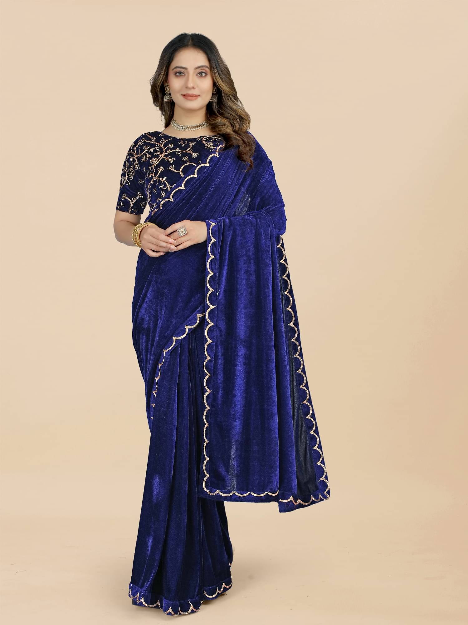     			SATVASHIV Velvet Embroidered Regular Saree With Unstitched Blouse Piece ( Navy Blue )