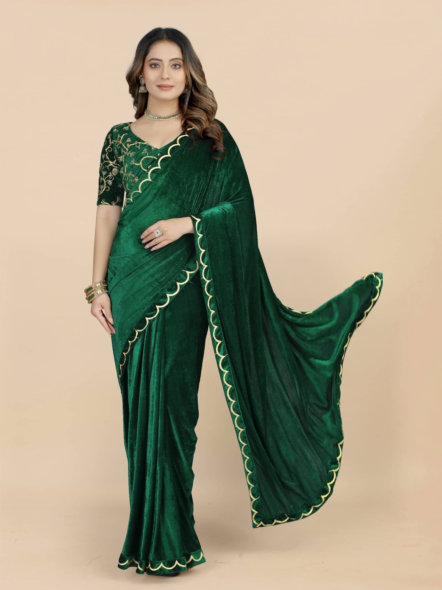    			SATVASHIV Velvet Embroidered Regular Saree With Unstitched Blouse Piece ( Green )