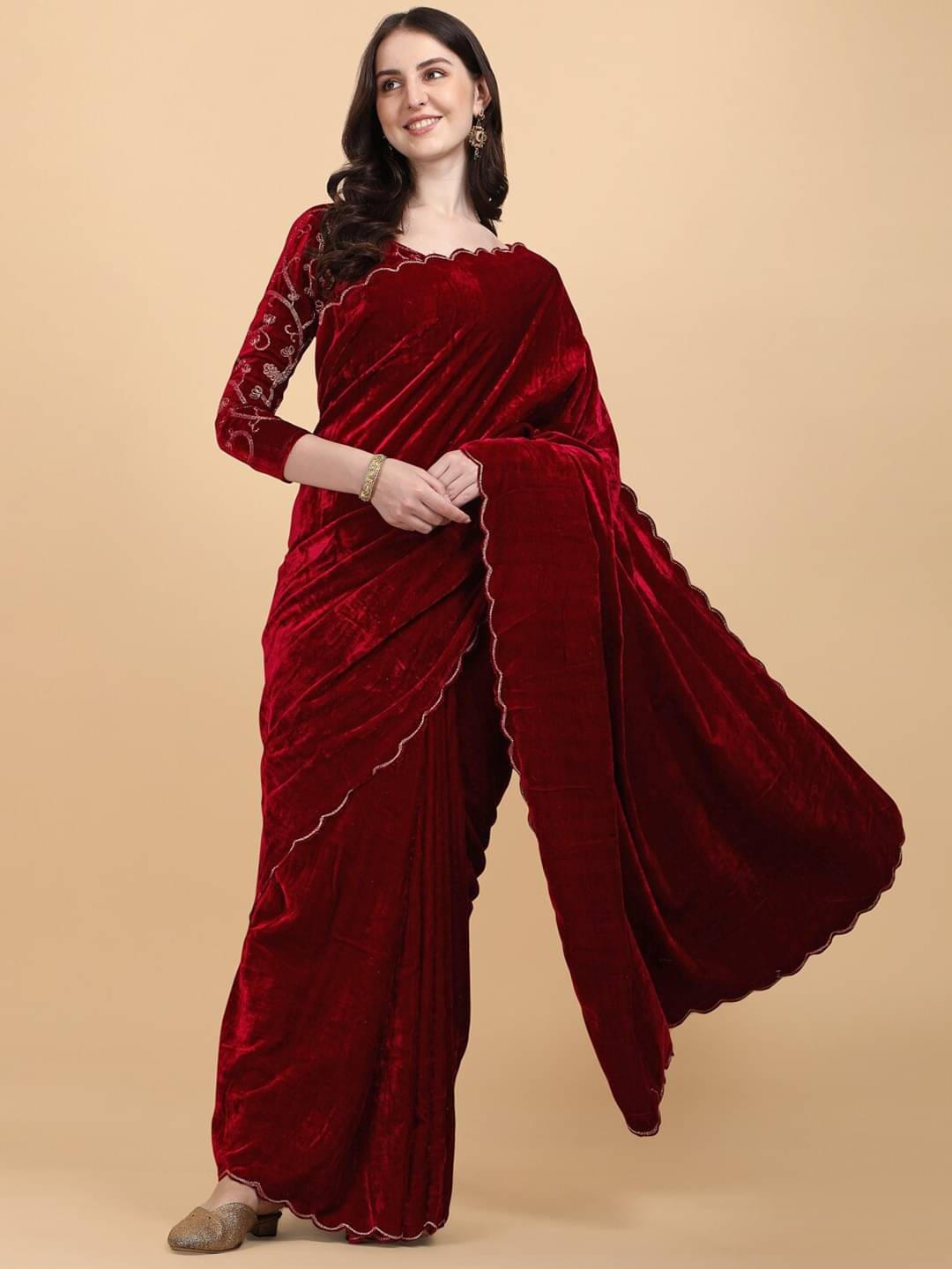     			SATVASHIV Velvet Embroidered Regular Saree With Unstitched Blouse Piece ( Bronze )