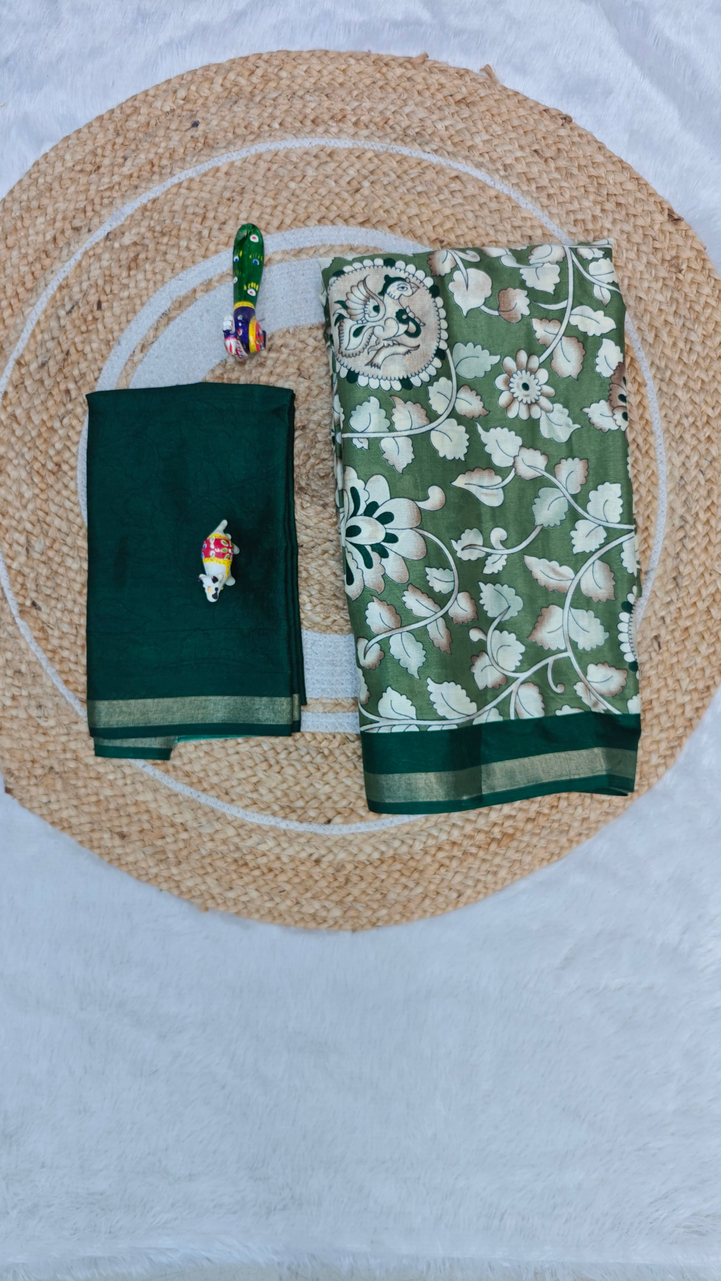     			SHIRODHARI Cotton Blend Printed Sambalpuri Saree With Unstitched Blouse Piece ( Green )