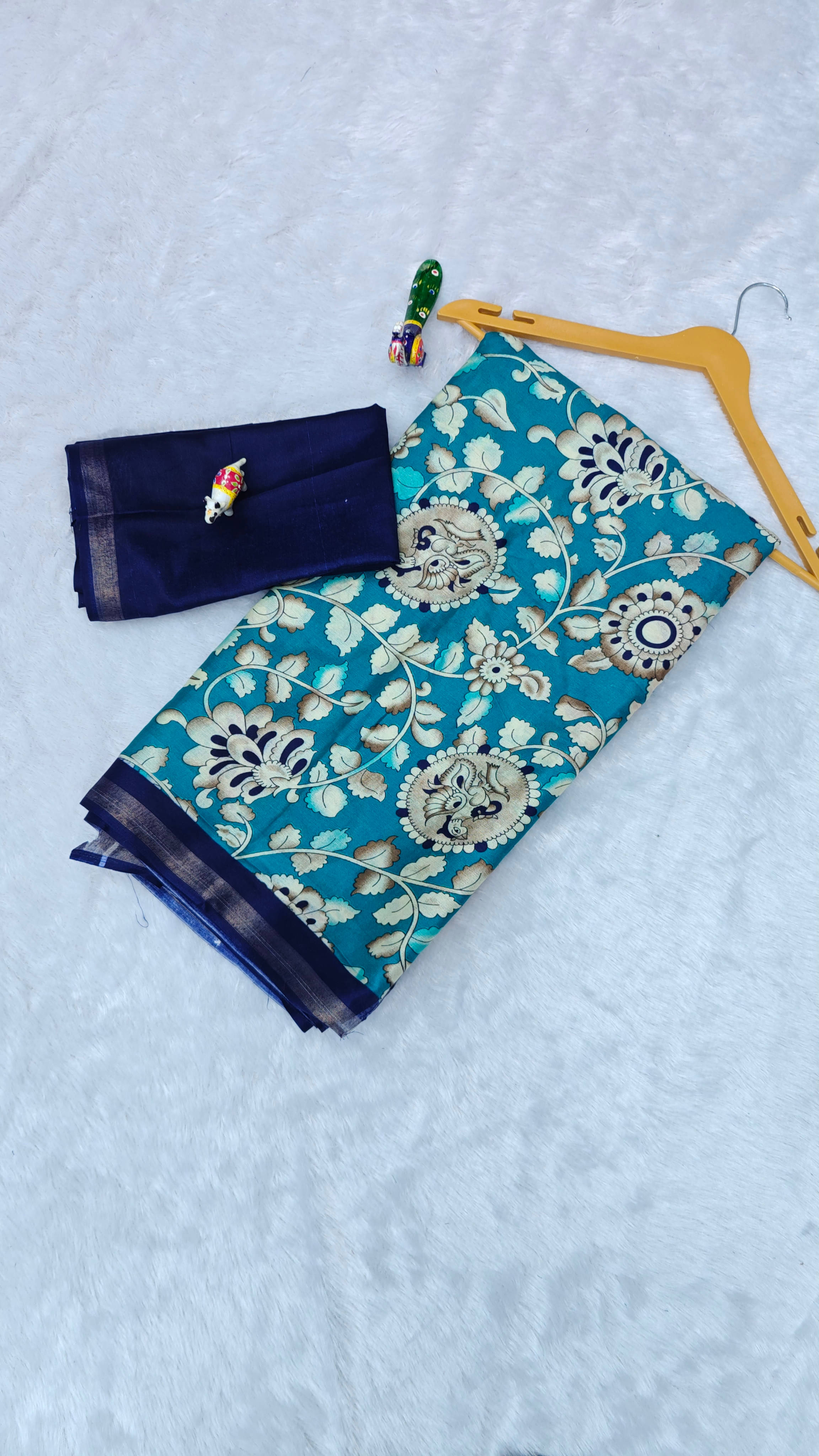     			SHIRODHARI Cotton Blend Printed Sambalpuri Saree With Unstitched Blouse Piece ( Teal )