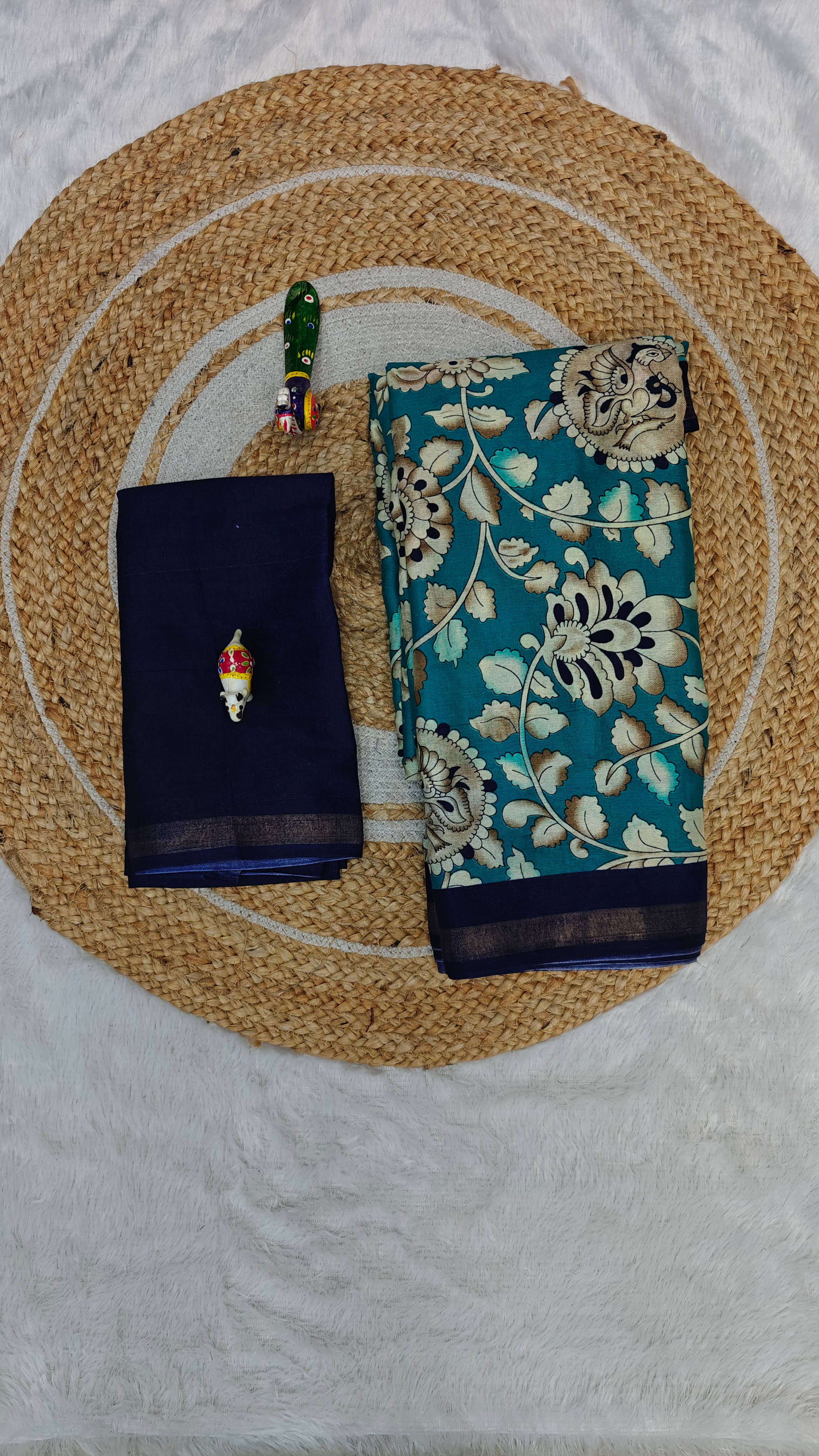     			SHIRODHARI Cotton Blend Printed Sambalpuri Saree With Unstitched Blouse Piece ( Teal )