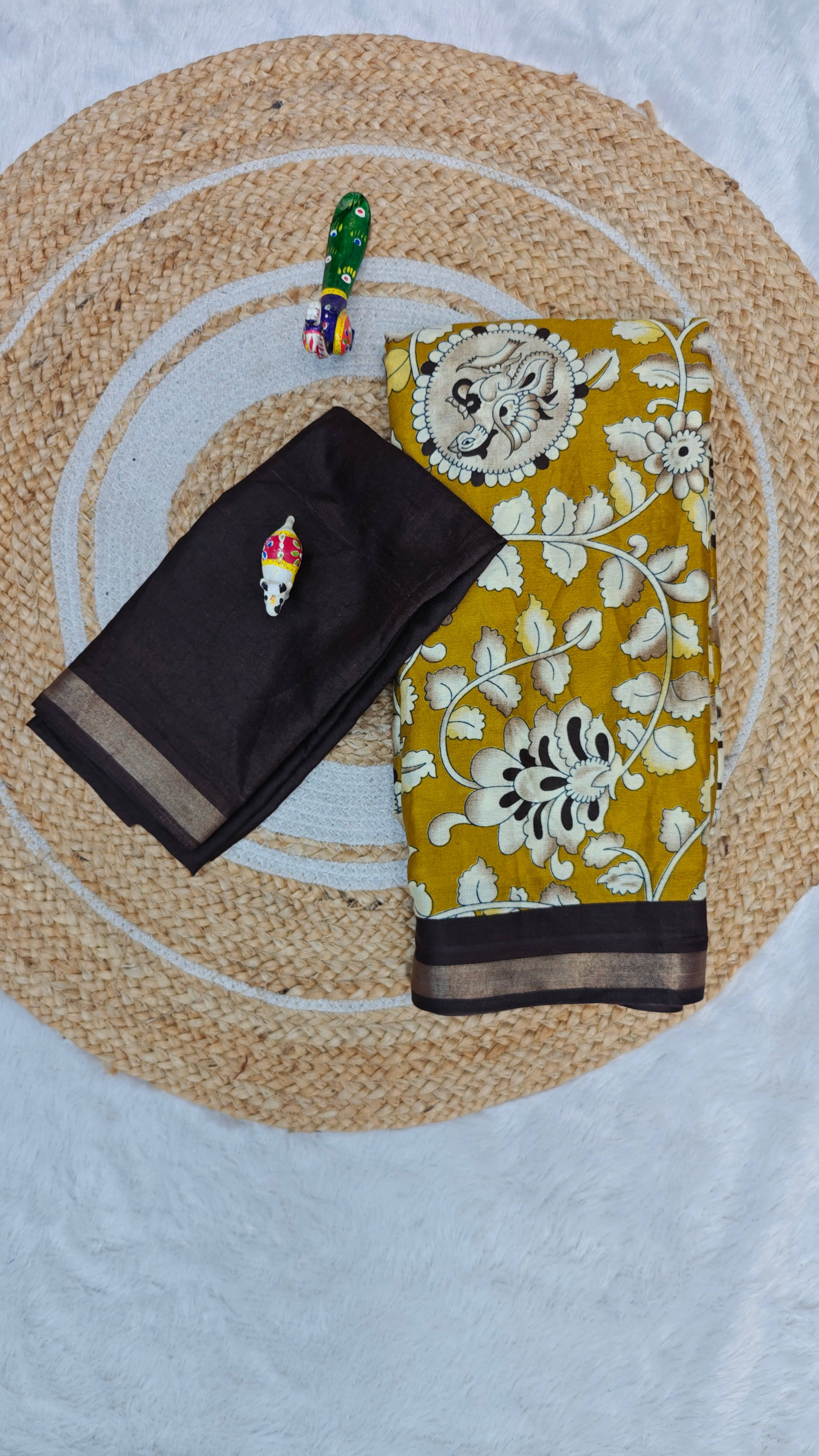 SHIRODHARI Cotton Blend Printed Sambalpuri Saree With Unstitched Blouse Piece ( Mustard ) SHIRODHARI Cotton Blend Printed Sambalpuri Saree With Unstitched Blouse Piece ( Mustard )