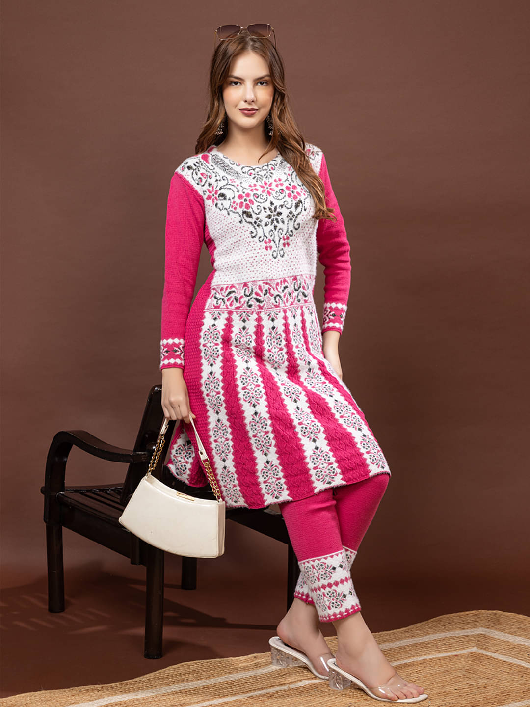     			tysort Women Woollen Printed Anarkali Kurti With Pants ( Pink )