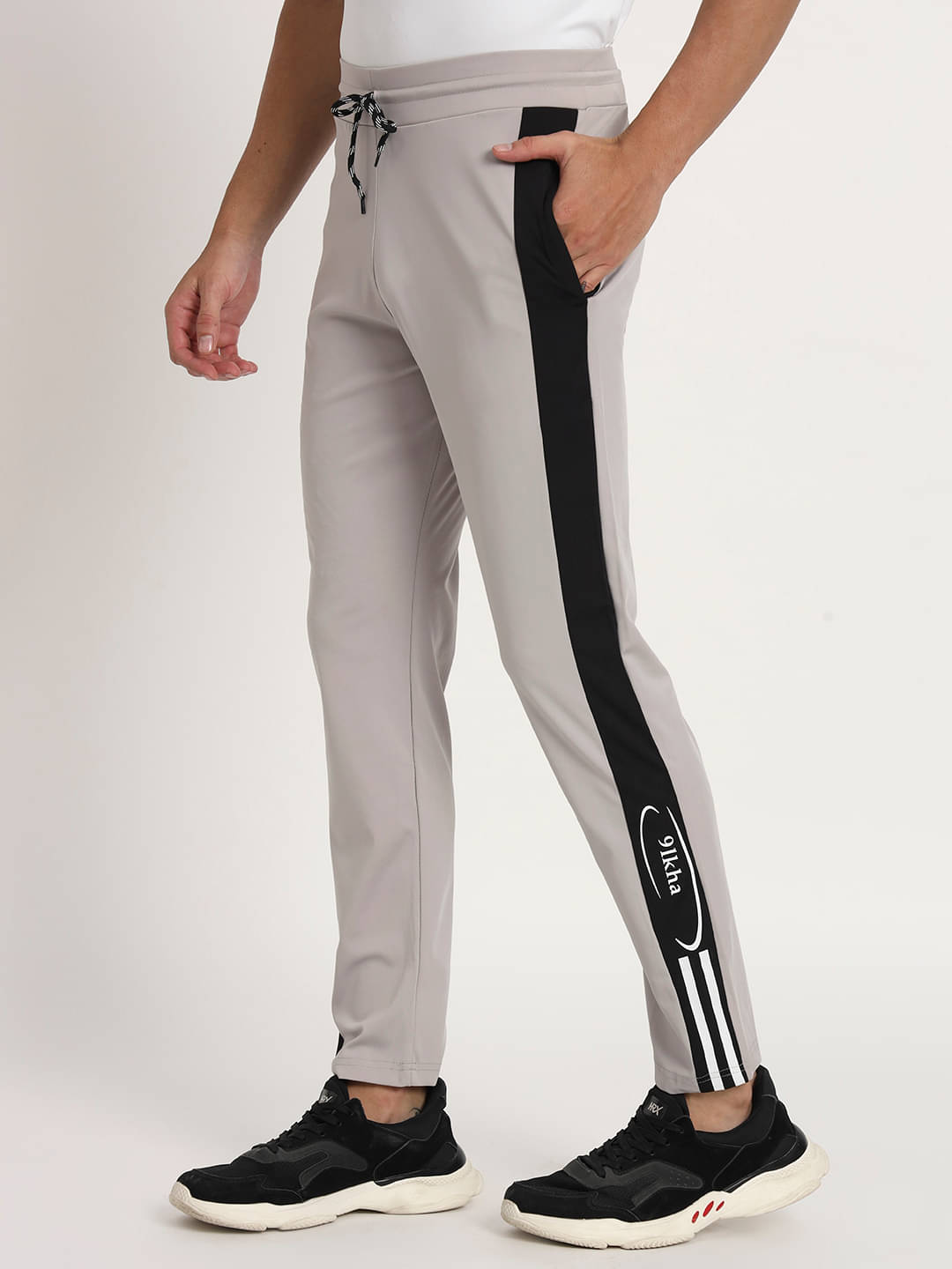     			9lkha Grey Lycra Men's Trackpants ( Pack of 1 )