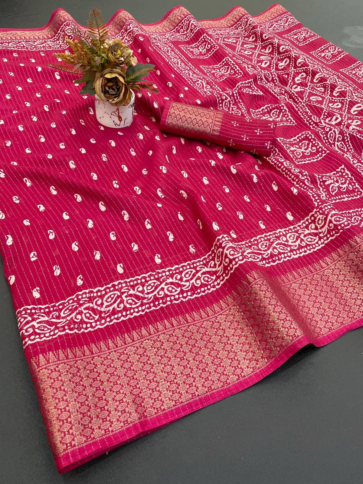     			INDIAN SILKS Viscose Printed Regular Saree With Unstitched Blouse Piece ( Pink )