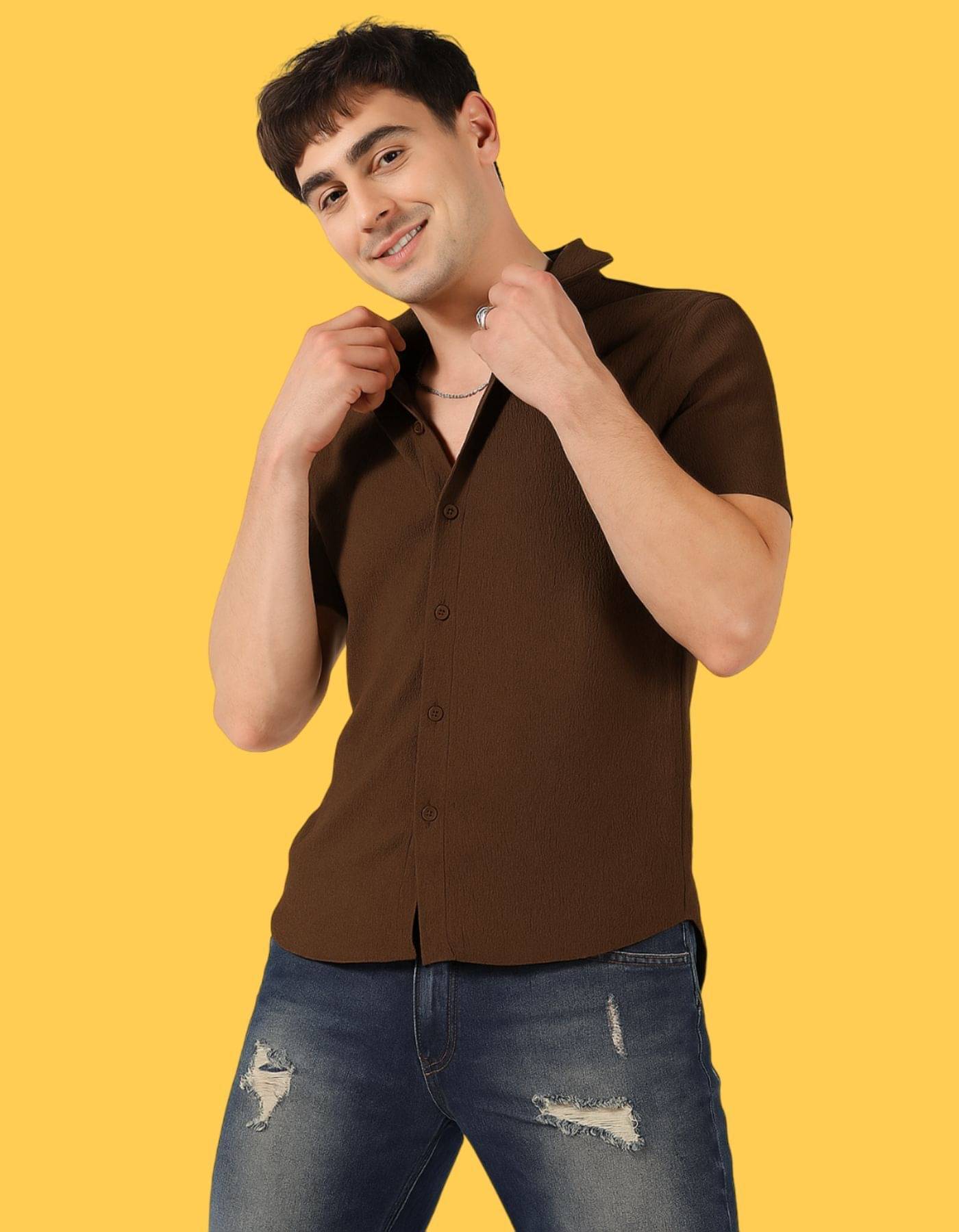     			Kintu Parantu Polyester Regular Fit Solids Half Sleeves Men's Casual Shirt - Brown ( Pack of 1 )
