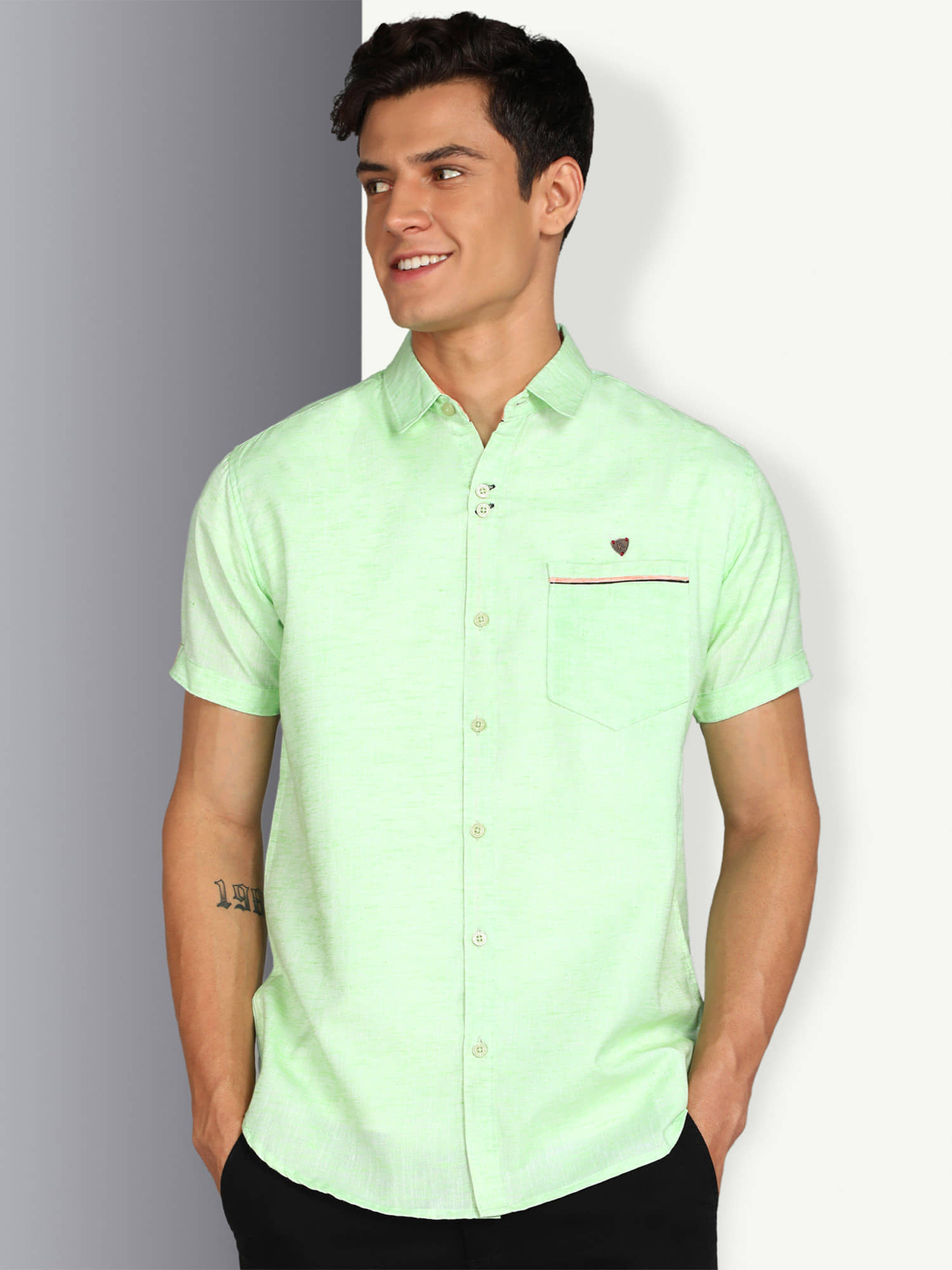 Kuons Avenue Linen Regular Fit Solids Half Sleeves Men's Casual Shirt - Green ( Pack of 1 )