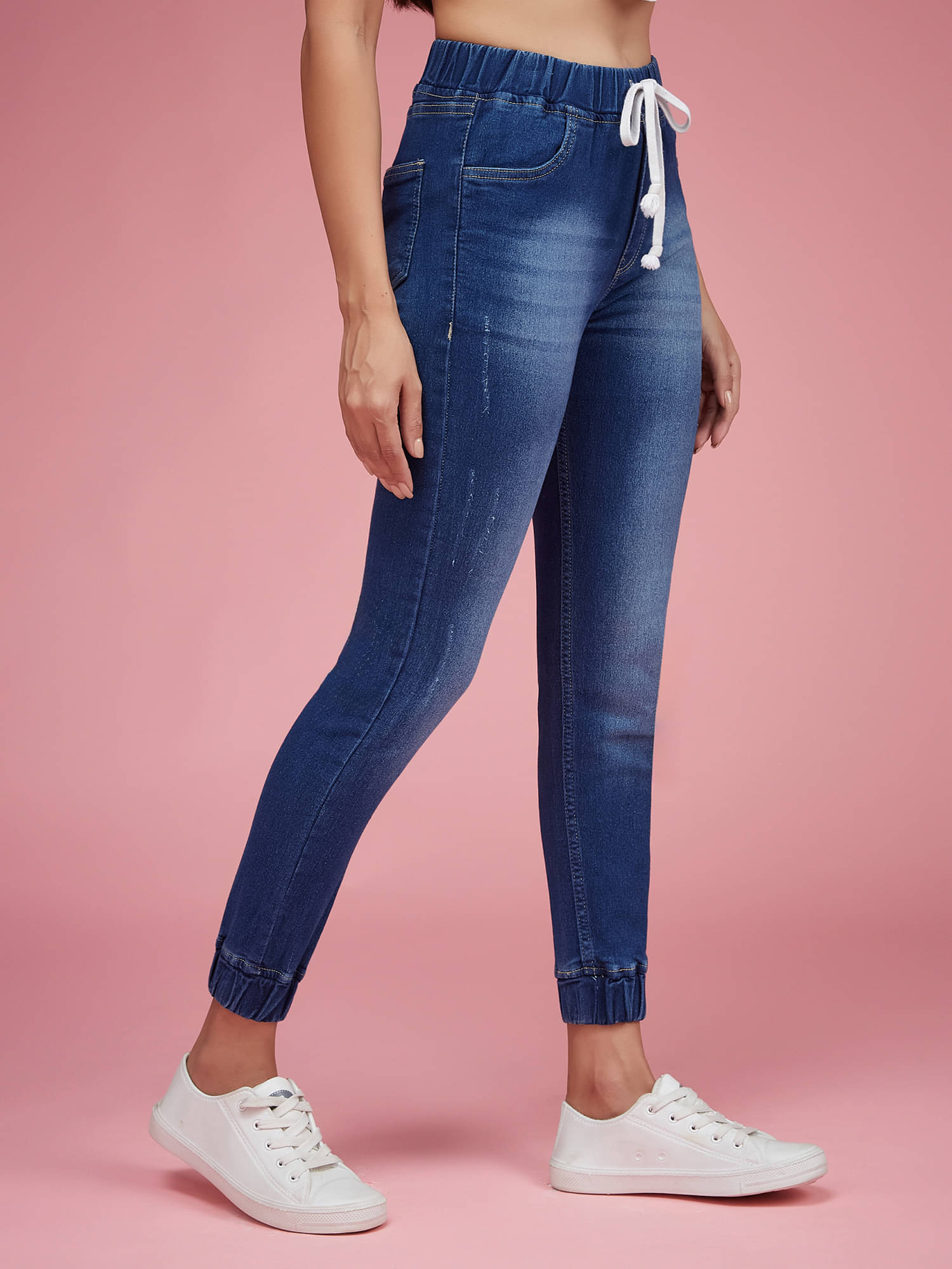     			Miss Chase Women's Relaxed Fit Mid-Rise Jeans ( Navy )