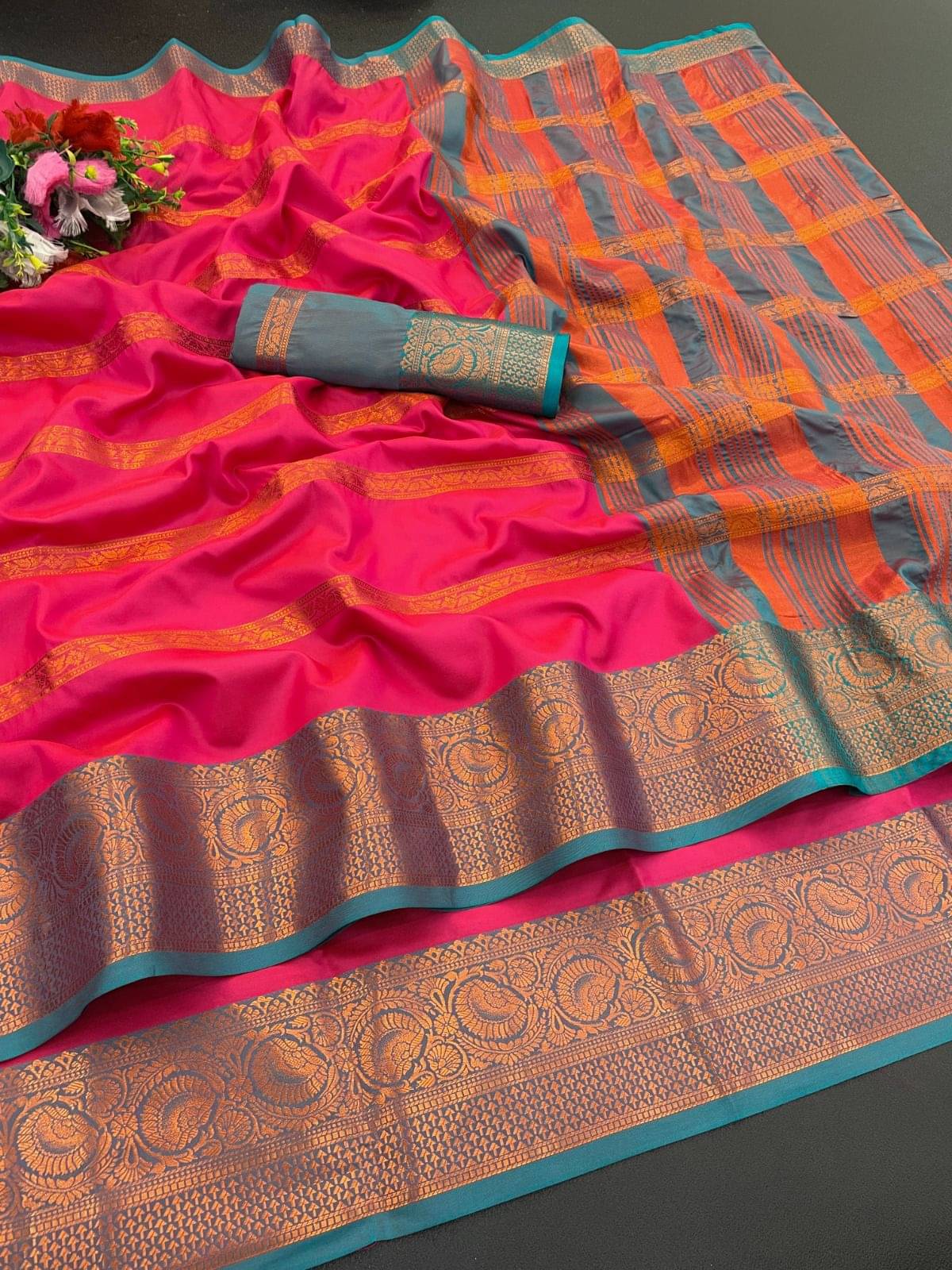 THE PRIVATE LABLE Viscose Printed Banarasi saree With Unstitched Blouse Piece ( Pink ) THE PRIVATE LABLE Viscose Printed Banarasi saree With Unstitched Blouse Piece ( Pink )