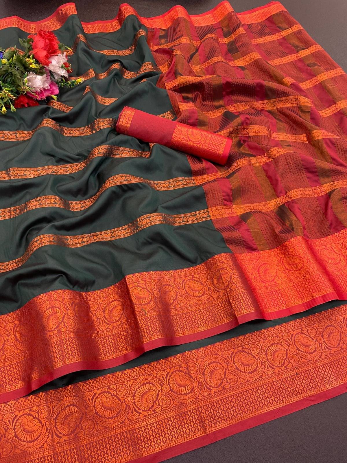     			THE PRIVATE LABLE Viscose Printed Banarasi saree With Unstitched Blouse Piece ( Green )