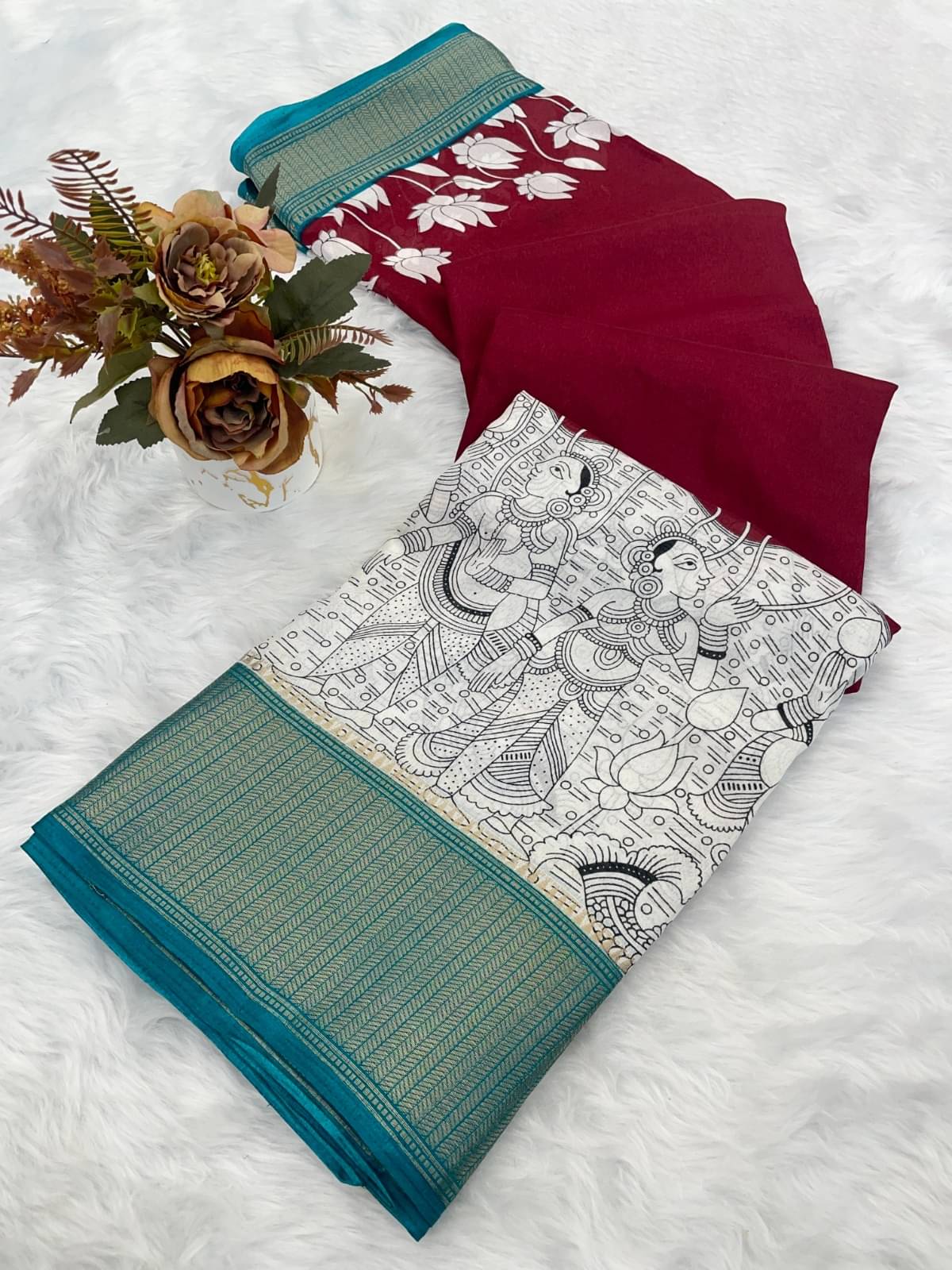 THE PRIVATE LABLE Viscose Printed Regular Saree With Unstitched Blouse Piece ( Red ) THE PRIVATE LABLE Viscose Printed Regular Saree With Unstitched Blouse Piece ( Red )