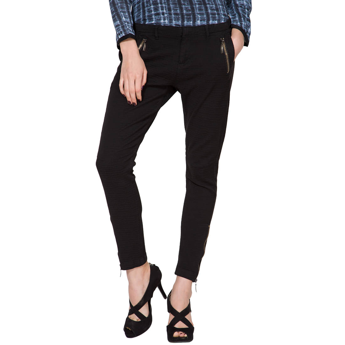     			Tokyo Talkies Women Cotton Blend Casual Trousers ( Black )