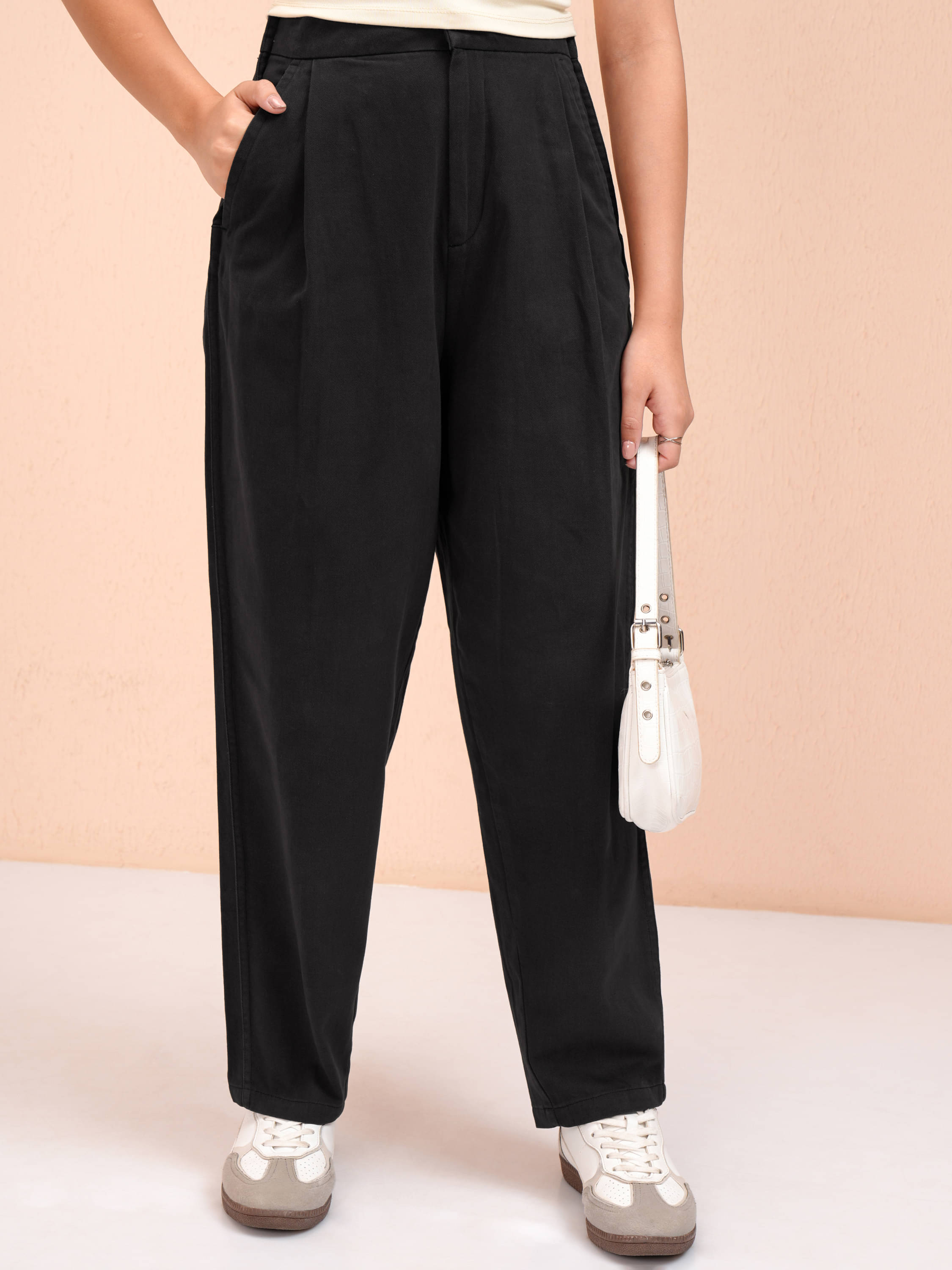     			Tokyo Talkies Women Cotton Casual Trousers ( Black )
