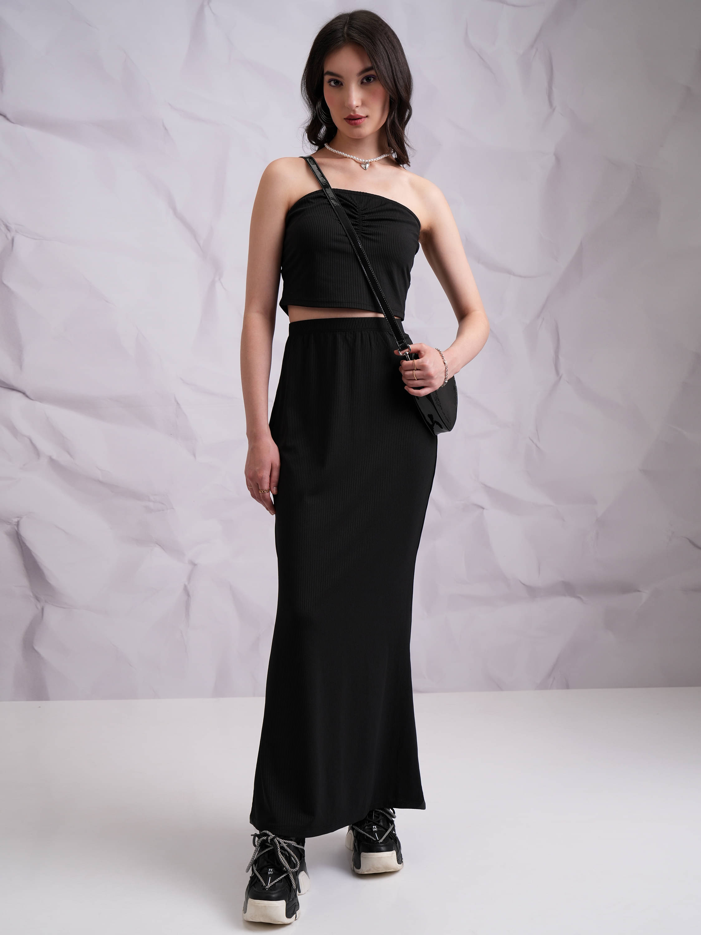     			Tokyo Talkies Women Solid Top With Skirt Co-Ord Set ( Black )