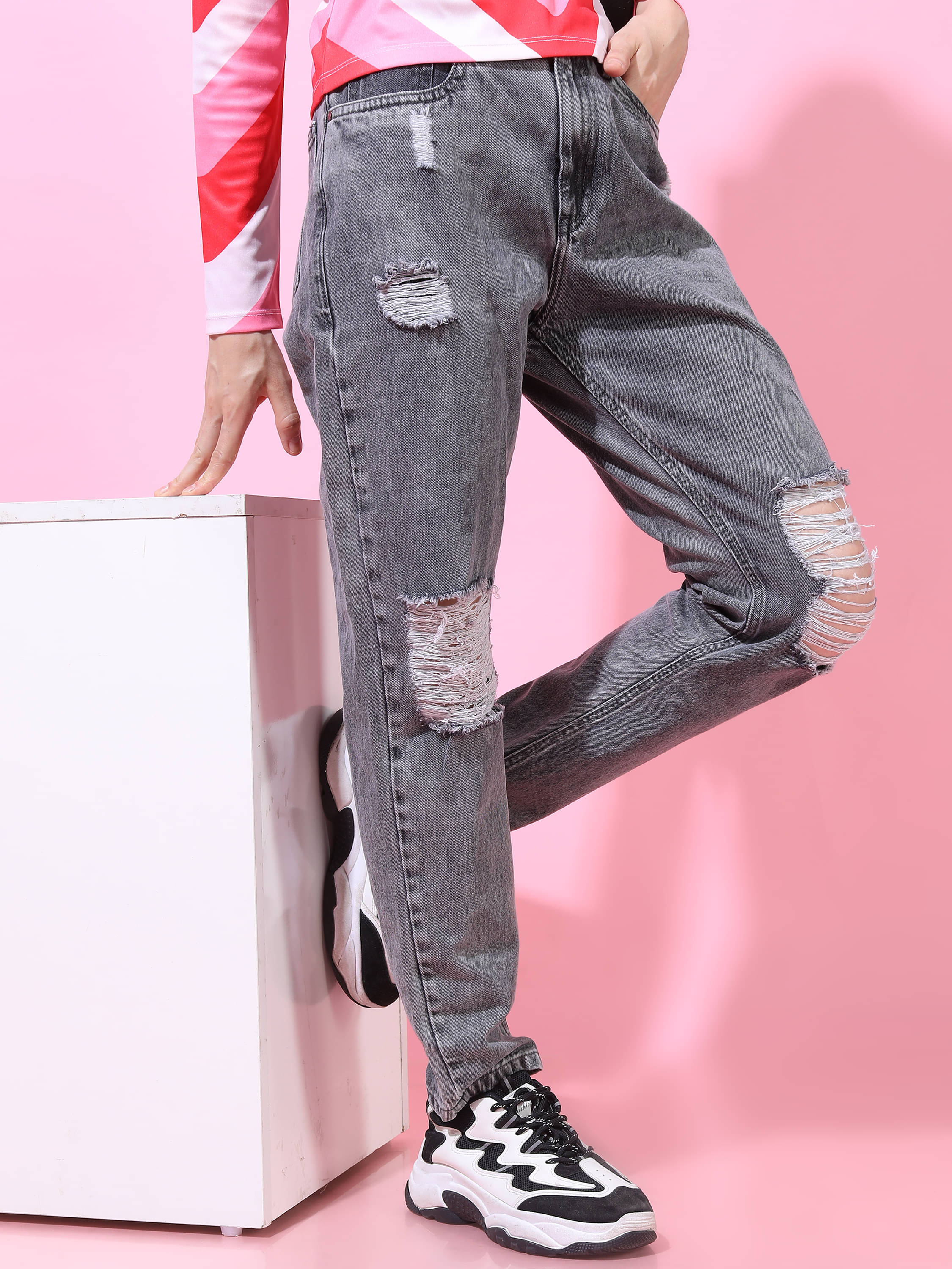     			Tokyo Talkies Women's Straight Fit Mid-Rise Jeans ( Light Grey )