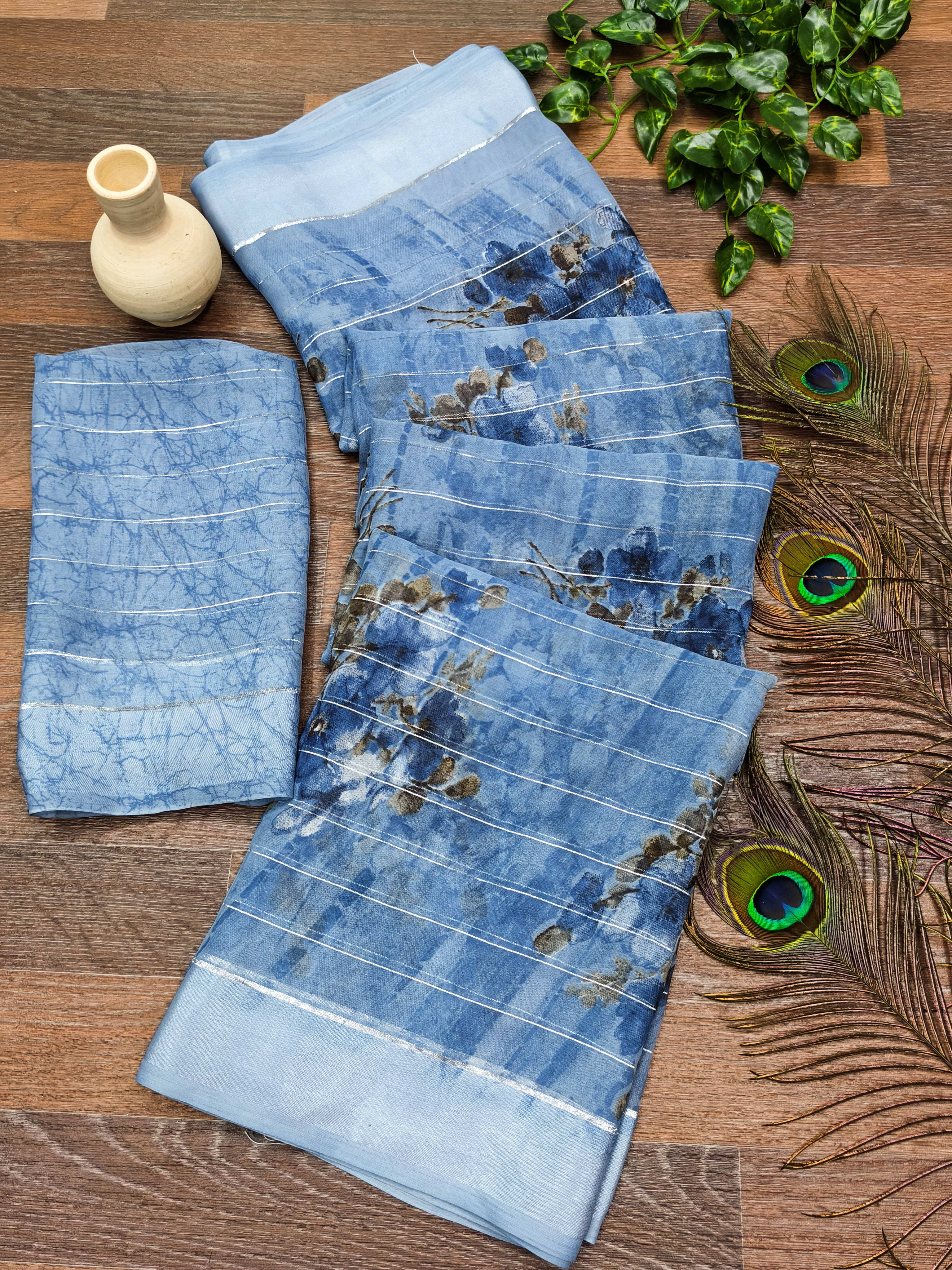 ANAND SAREES Georgette Printed Kasavu Saree With Unstitched Blouse Piece ( BLUE ) ANAND SAREES Georgette Printed Kasavu Saree With Unstitched Blouse Piece ( BLUE )