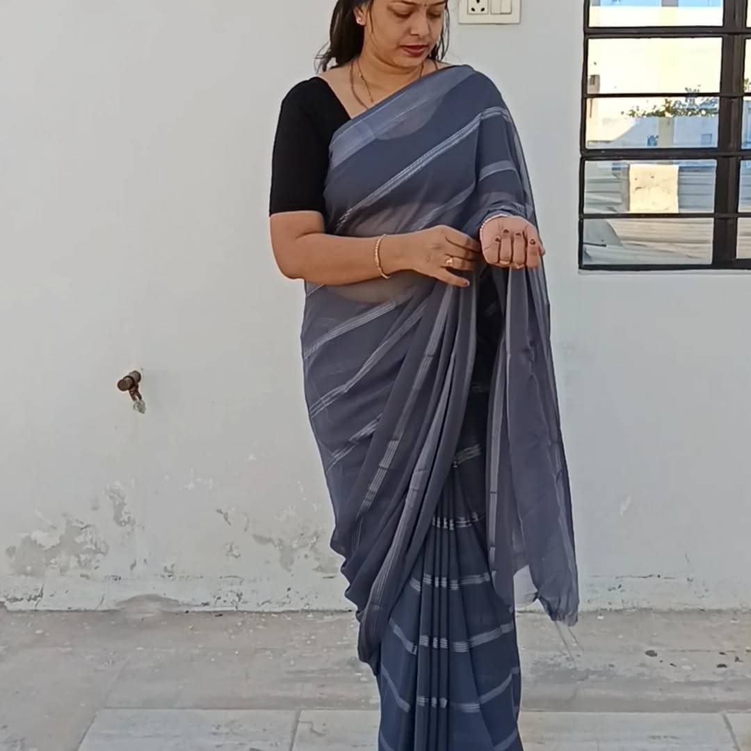 ANAND SAREES Georgette Embellished Ilkal Saree With Unstitched Blouse Piece ( Grey ) ANAND SAREES Georgette Embellished Ilkal Saree With Unstitched Blouse Piece ( Grey )