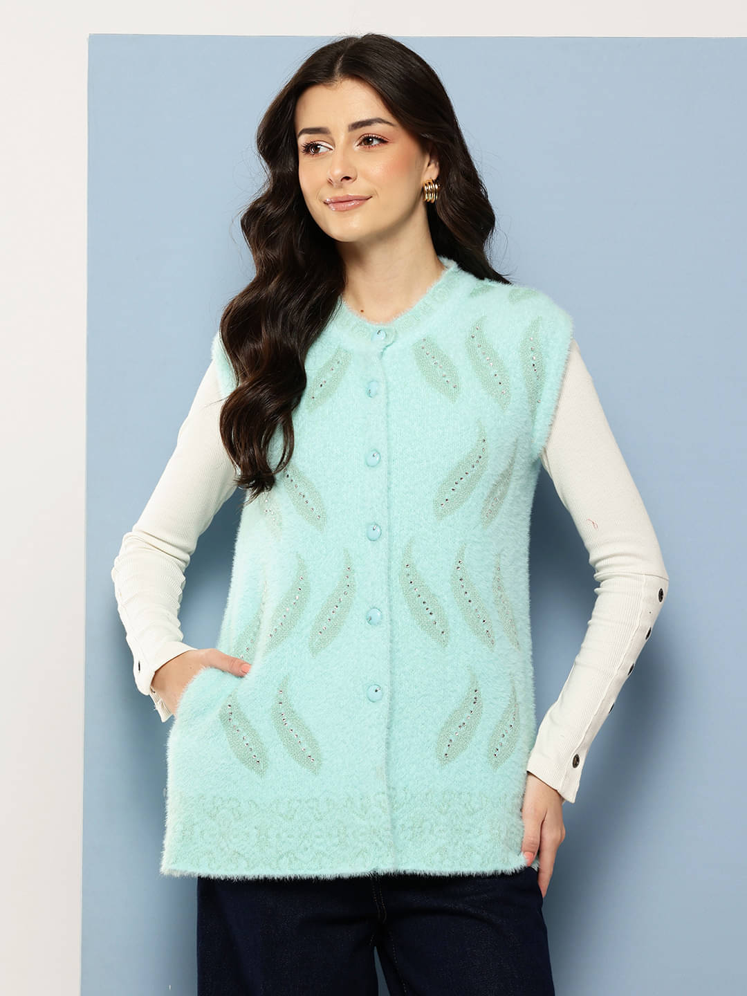 Aarika Woollen Round Neck Women's Buttoned Cardigans - Green ( Pack of 1 ) Aarika Woollen Round Neck Women's Buttoned Cardigans - Green ( Pack of 1 )