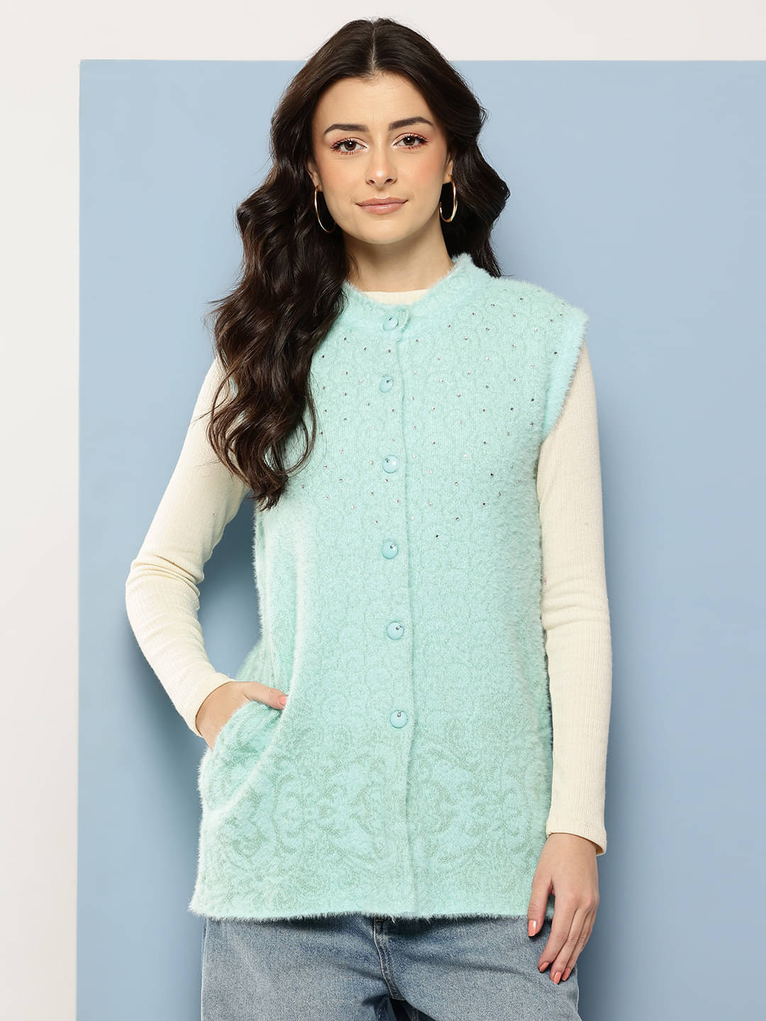 Aarika Woollen Round Neck Women's Buttoned Cardigans - Green ( Pack of 1 ) Aarika Woollen Round Neck Women's Buttoned Cardigans - Green ( Pack of 1 )
