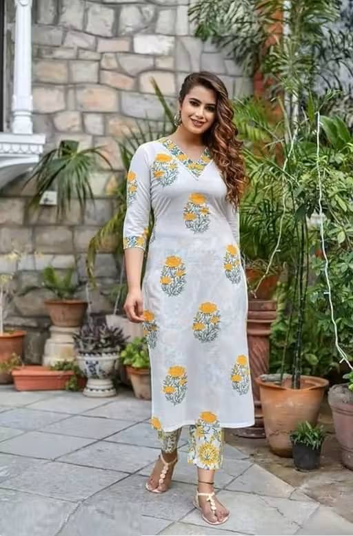     			Jivandhara Women Cotton Blend Printed A-line Kurti With Pants ( White )