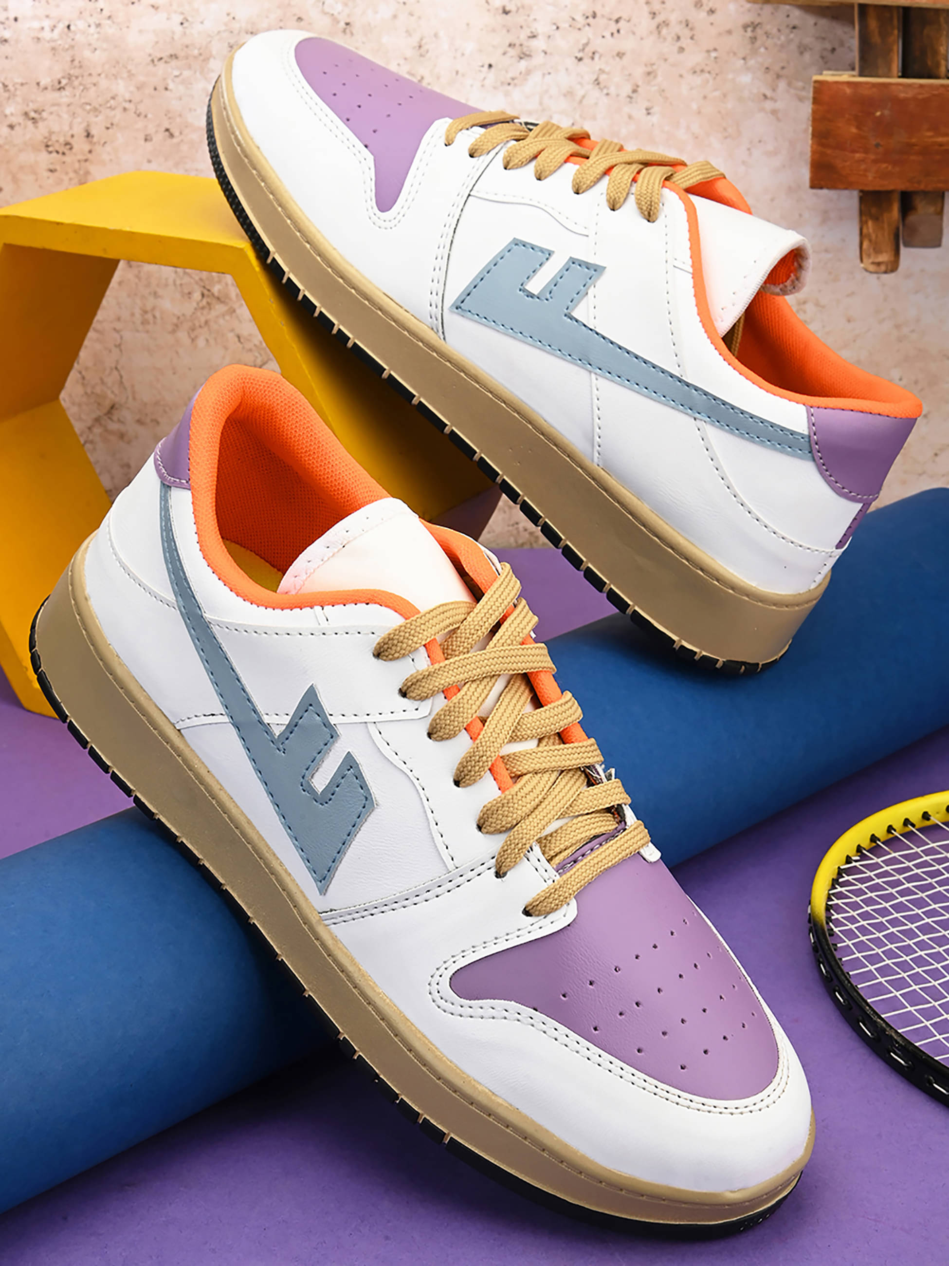     			Karsun Q1008 White Men's Sneakers