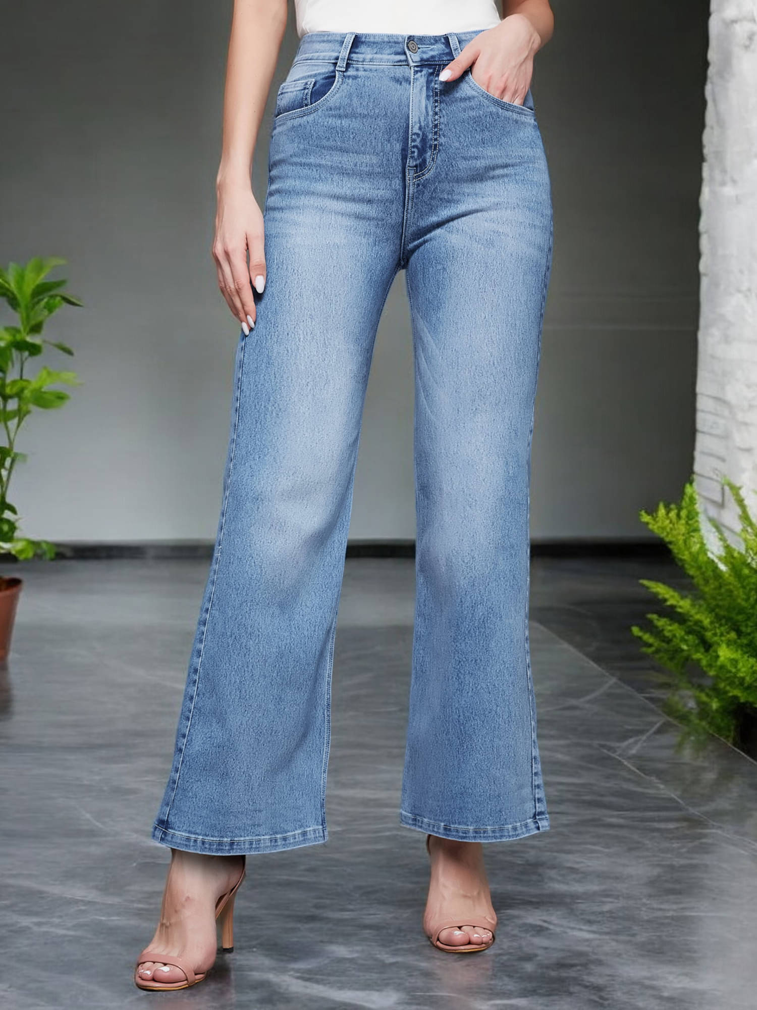     			Miss Chase Women's Wide Leg High-Rise Jeans ( Light Blue )