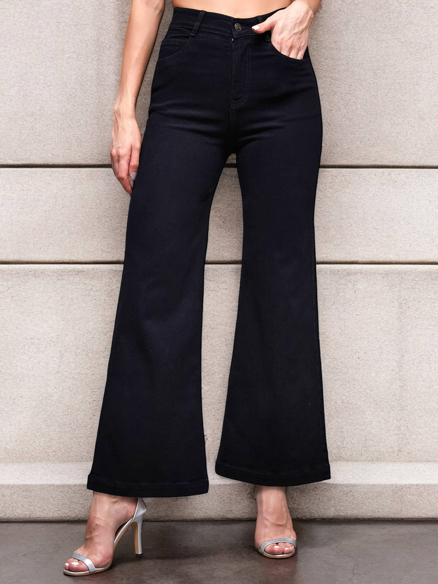     			Miss Chase Women's Wide Leg Mid-Rise Jeans ( Blue )