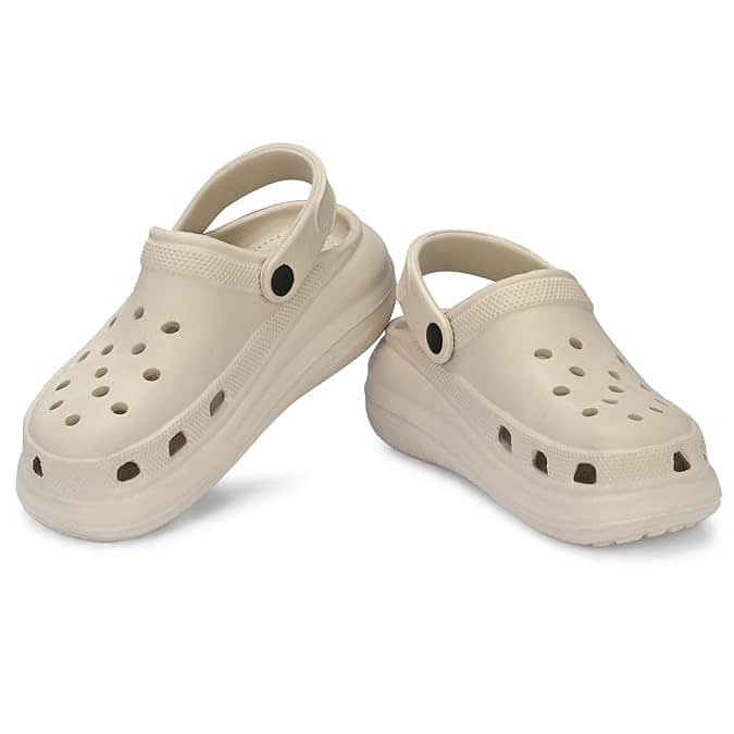 PENNEN Beige Women's Floater Sandals