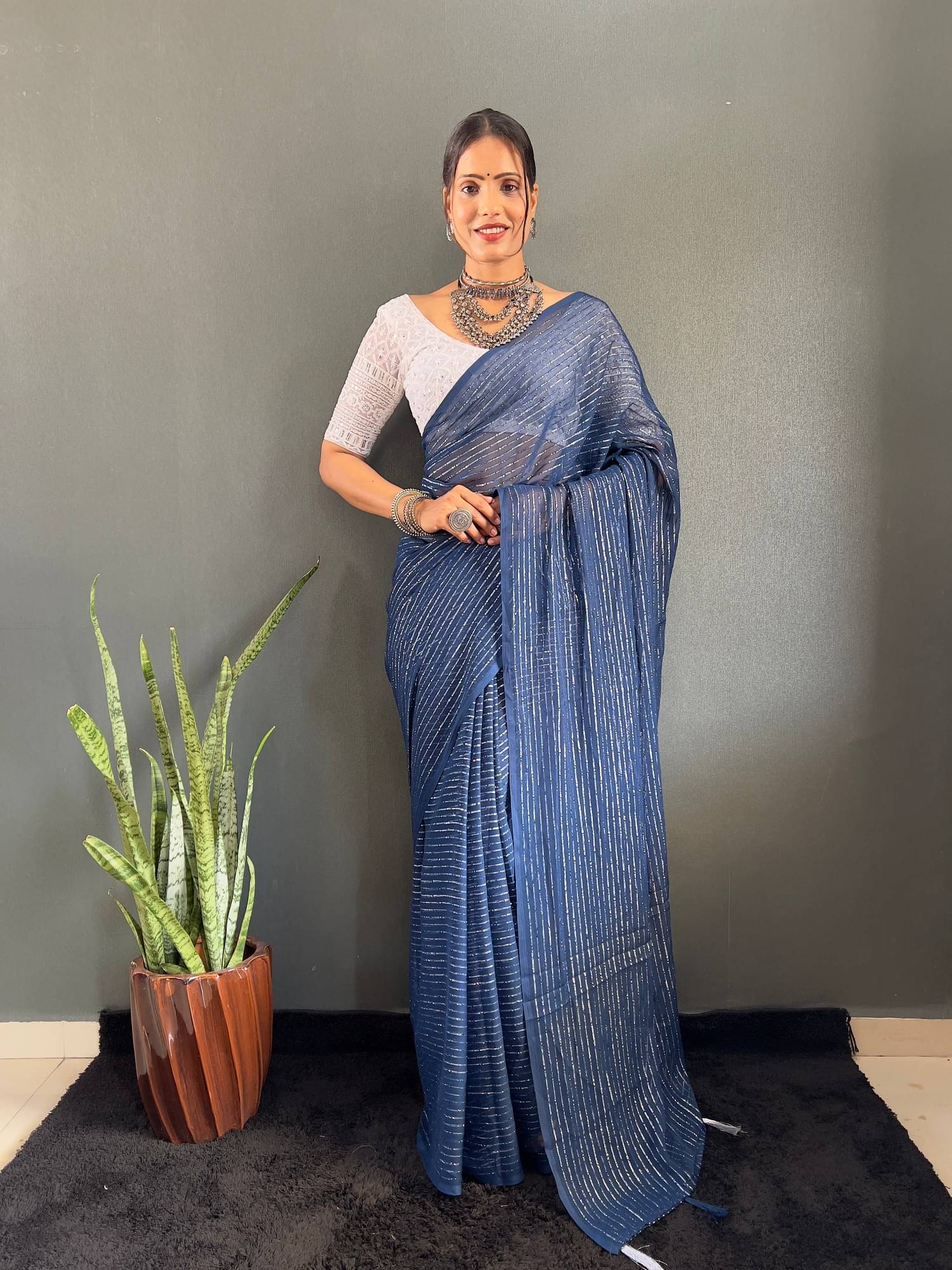 SATVASHIV Chiffon Striped Regular Saree With Unstitched Blouse Piece ( Blue )     			SATVASHIV Chiffon Striped Regular Saree With Unstitched Blouse Piece ( Blue )